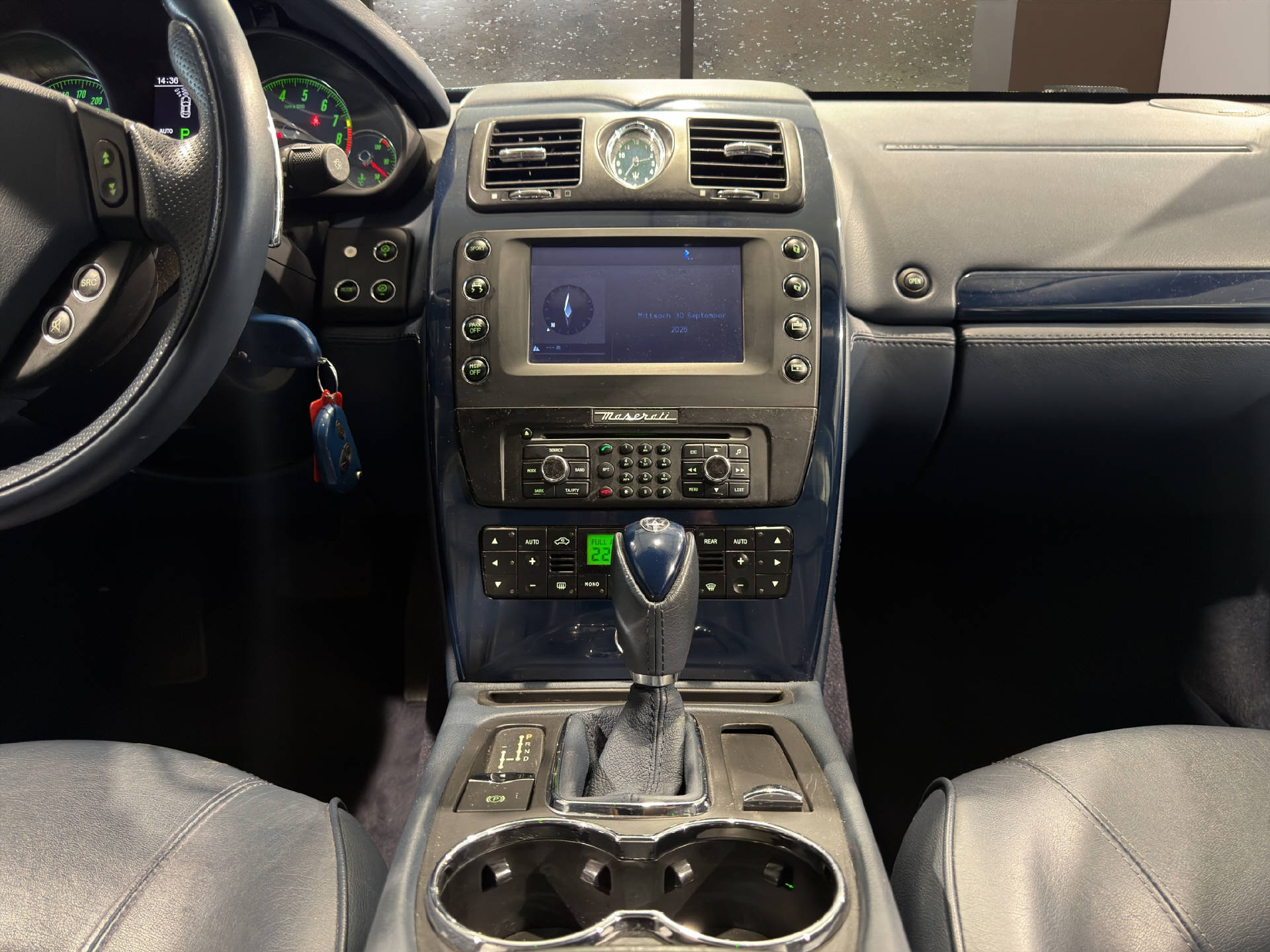 MASERATI Quattroporte 4.2 V8-image-14