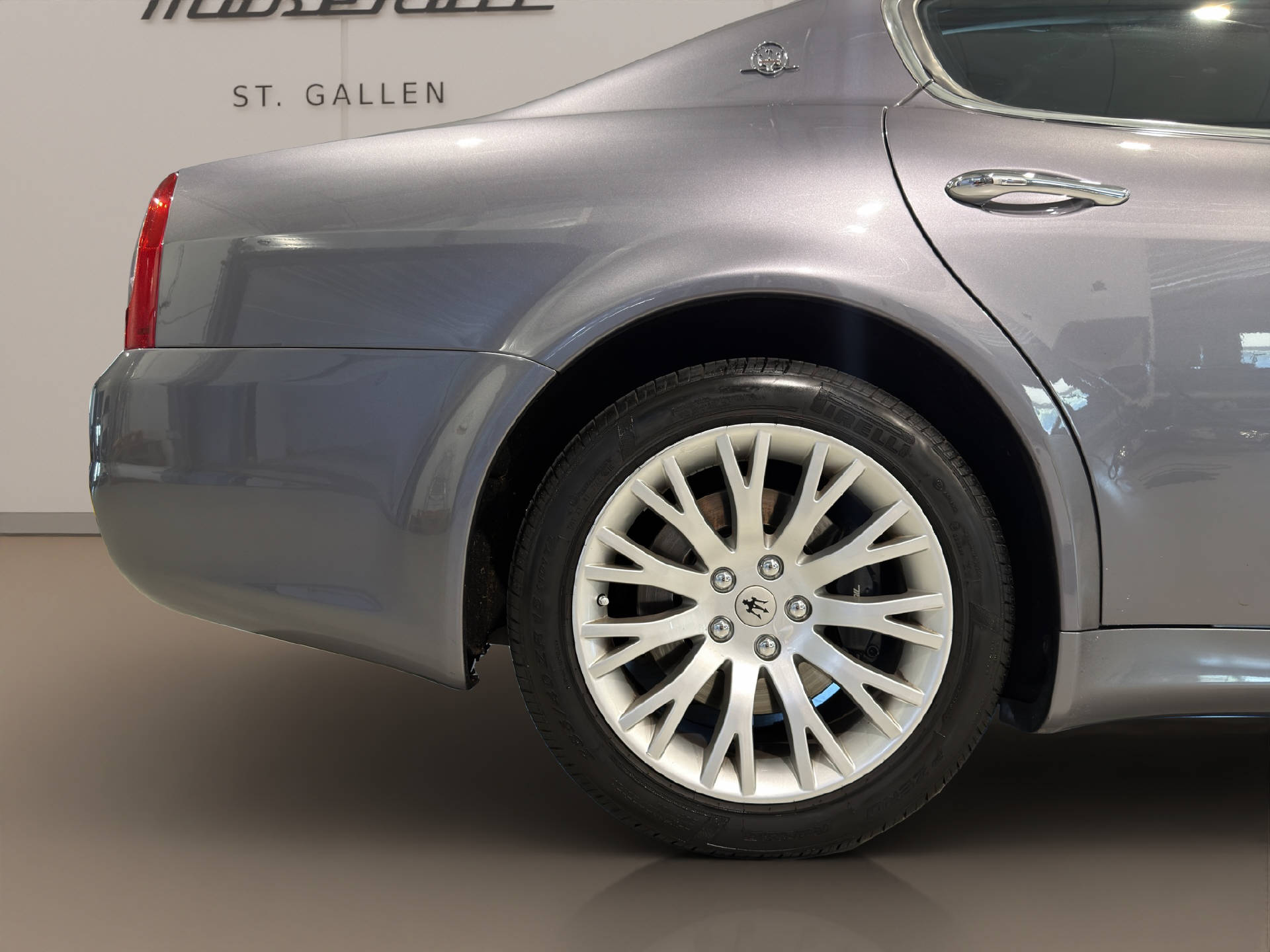MASERATI Quattroporte 4.2 V8-image-21