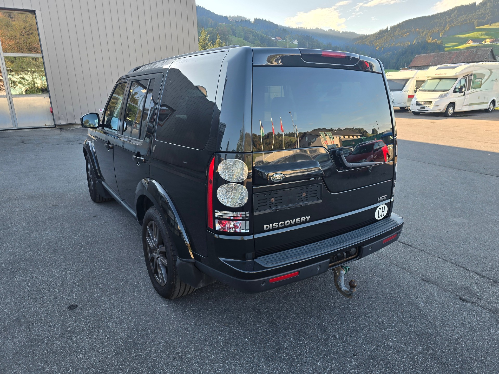 LAND ROVER Discovery 3.0 SDV6 HSE Luxury Automatic-image-7