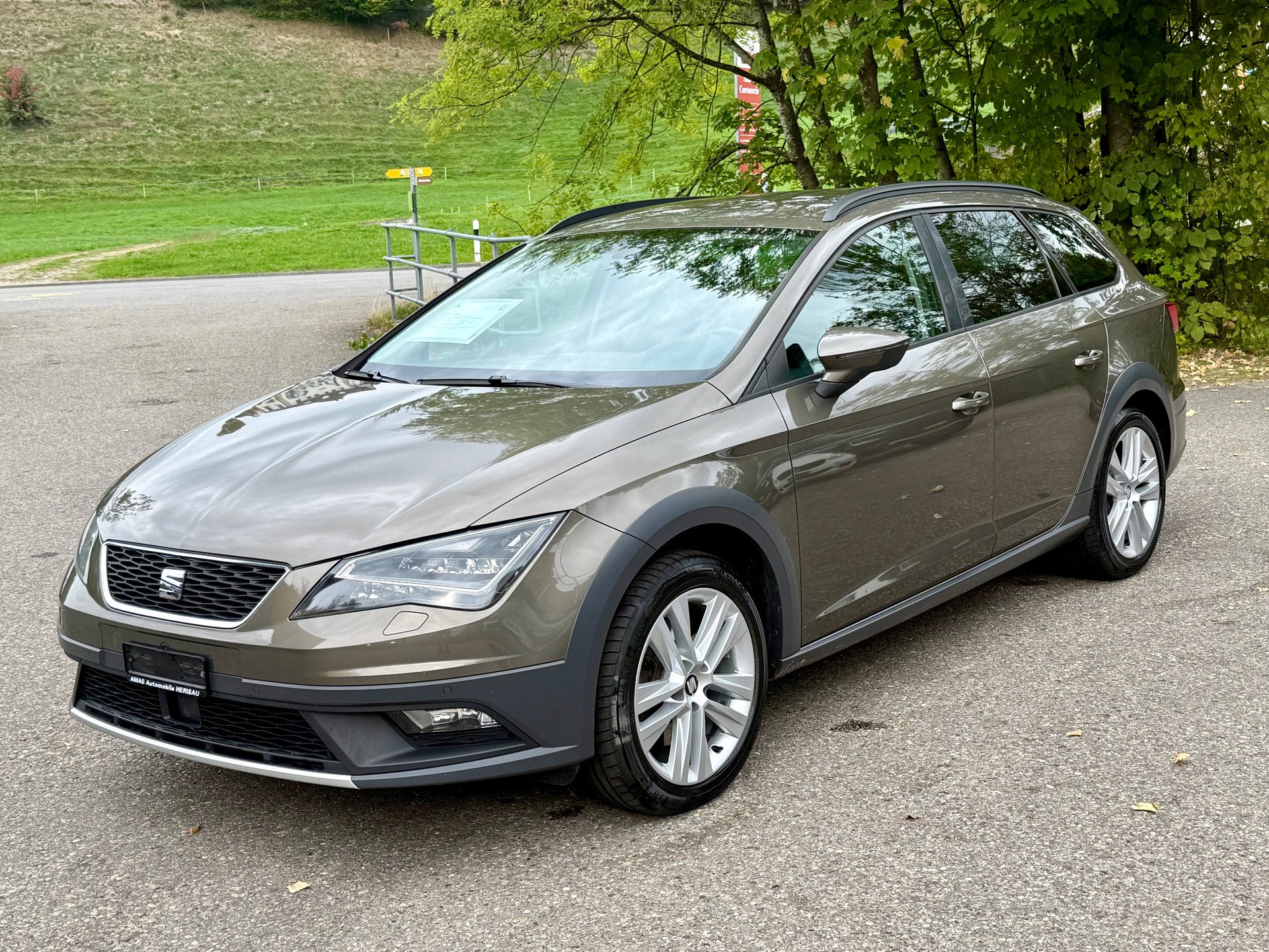 SEAT Leon ST 2.0 TDI X-Perience 4Drive DSG-image-1