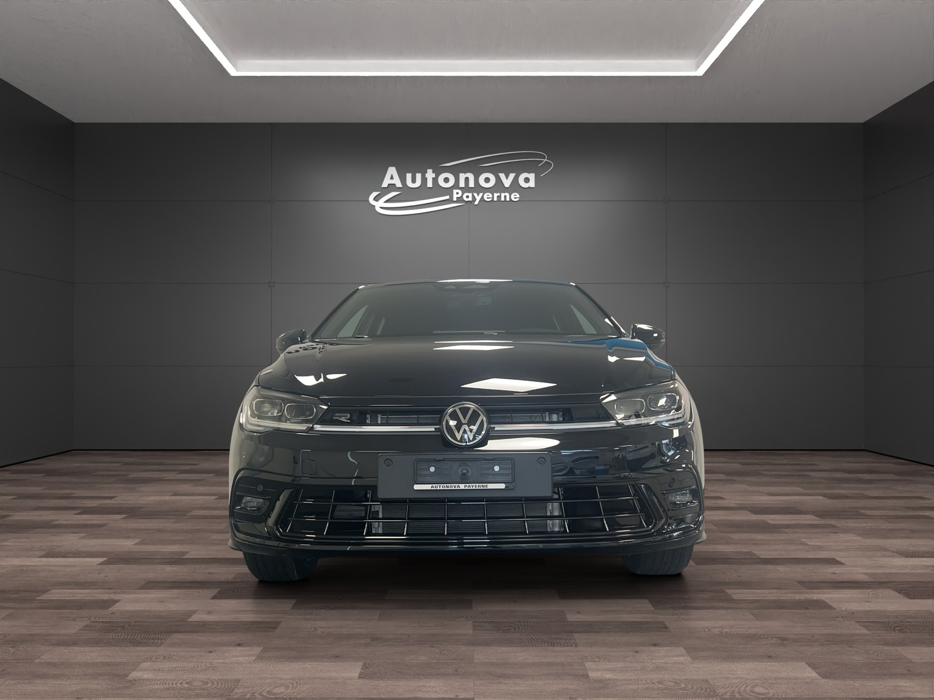 VW Polo 1.0 TSI R-Line DSG-image-1