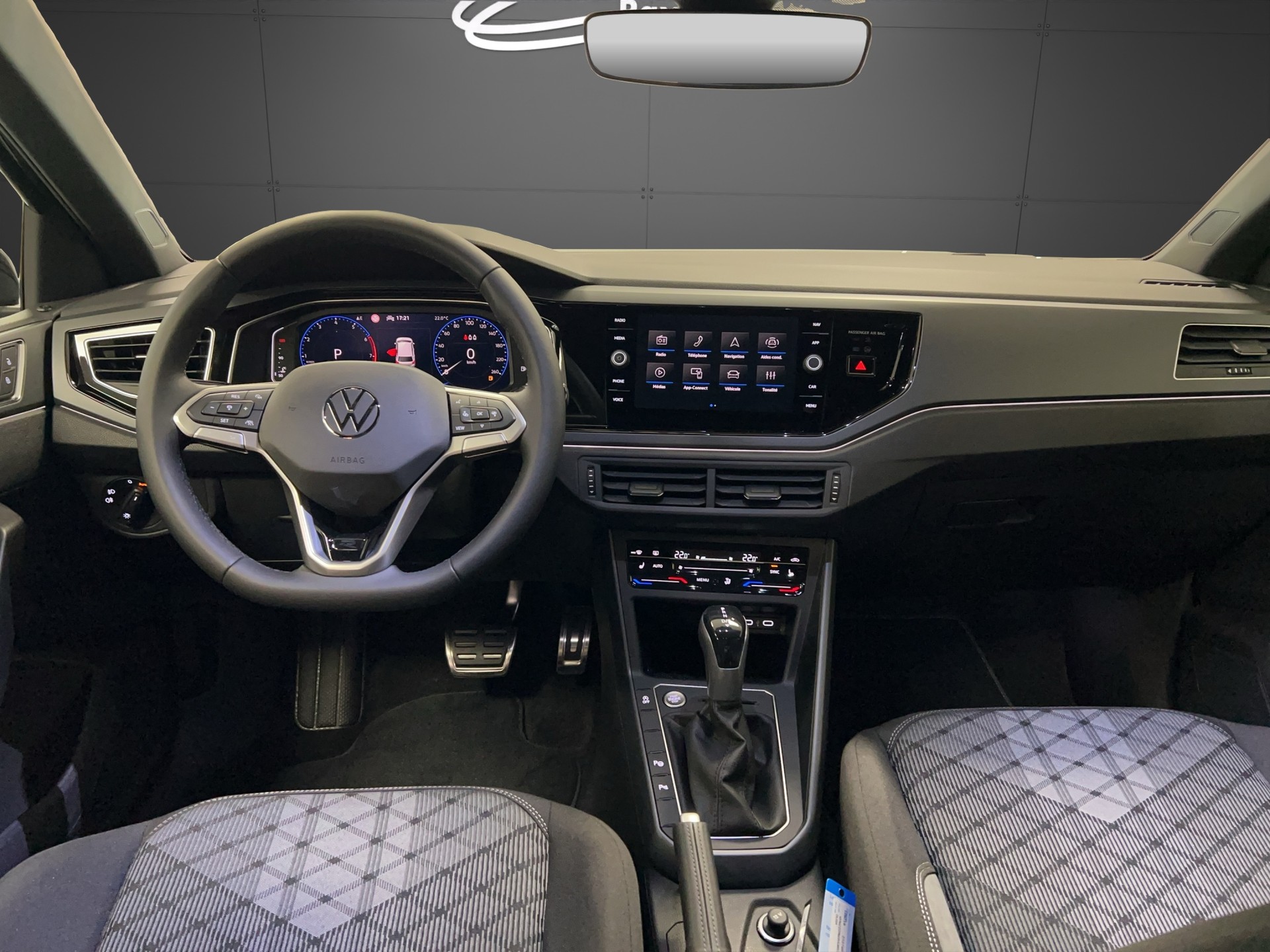 VW Polo 1.0 TSI R-Line DSG-image-9