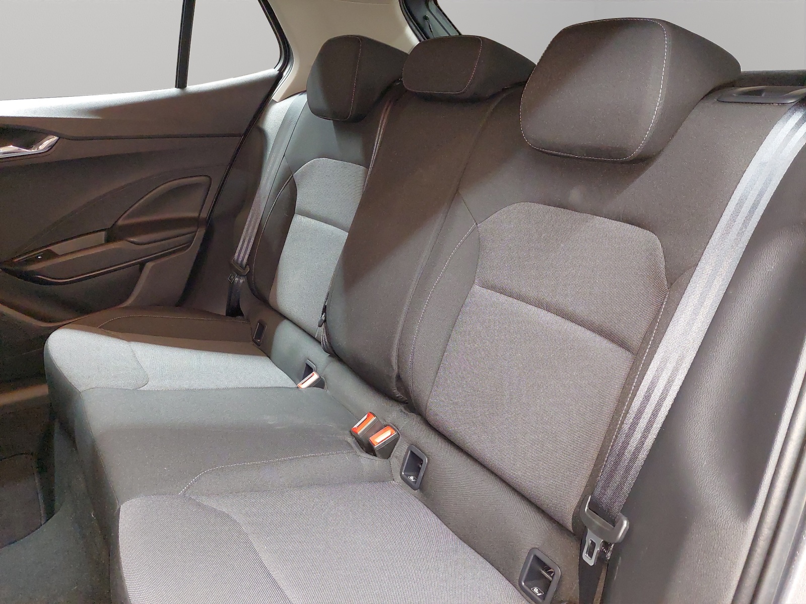 SKODA Fabia 1.0 TSI Selection-image-9