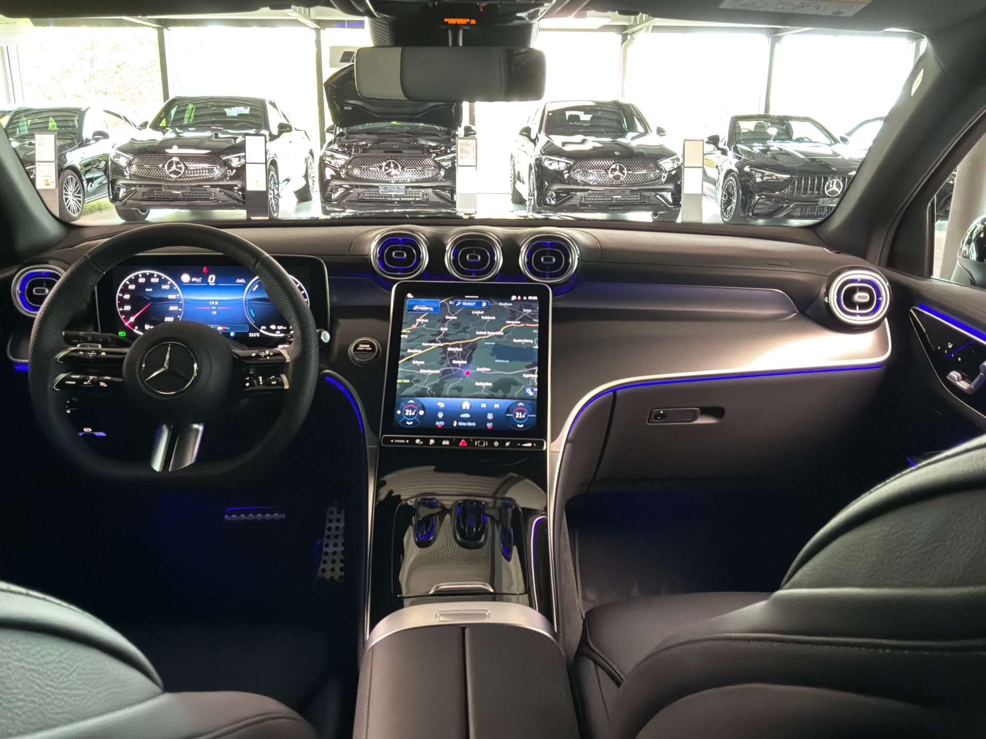 MERCEDES-BENZ GLC 400 e 4Matic EQ Star 9G-Tronic-image-11