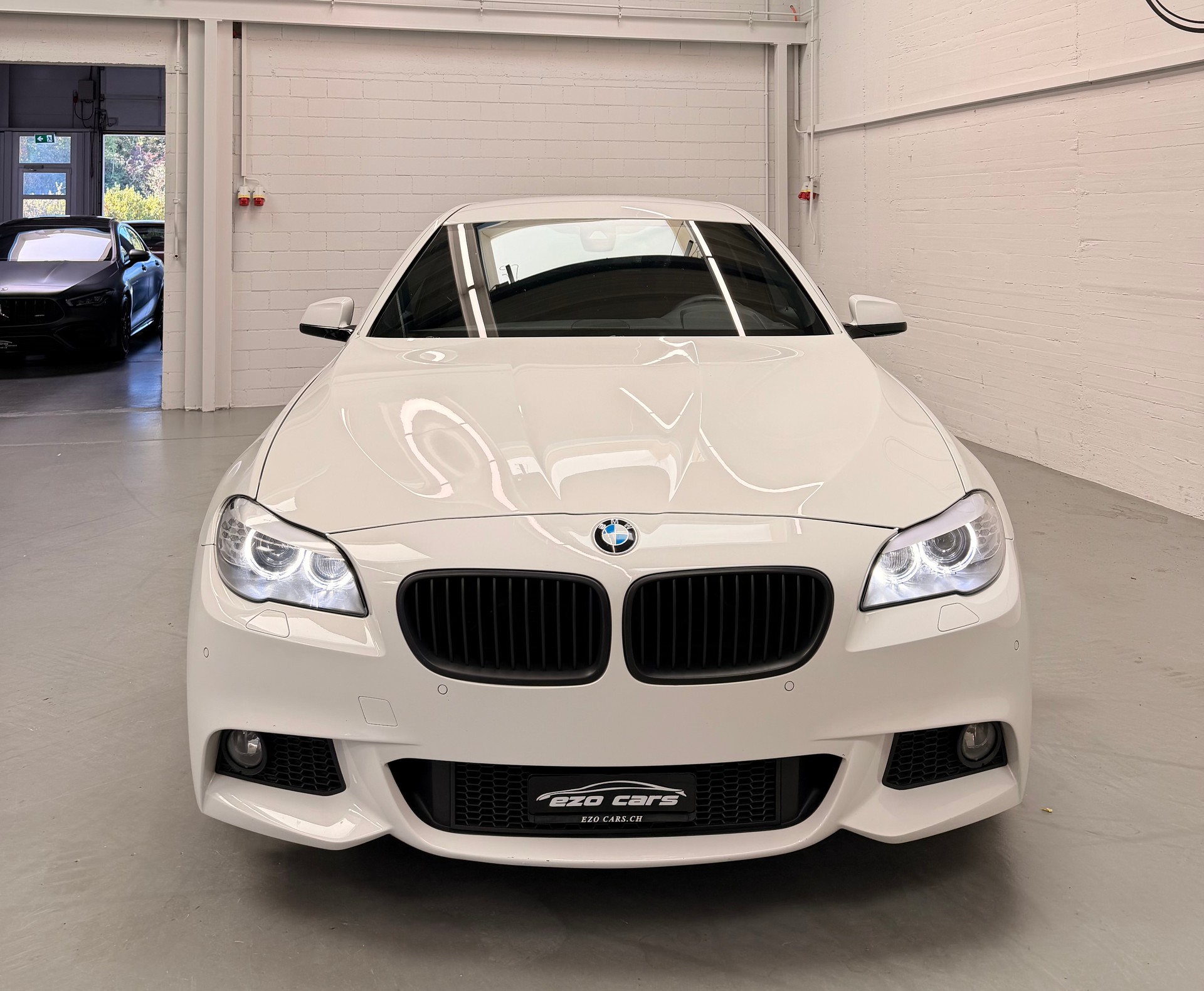 BMW 530d xDrive Touring Steptronic CH-Fahrzeug-image-2