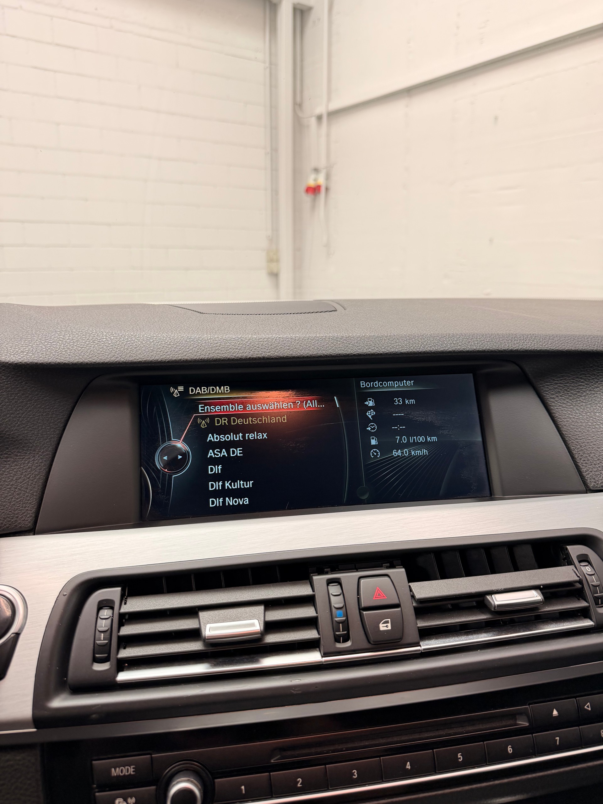 BMW 530d xDrive Touring Steptronic CH-Fahrzeug-image-20