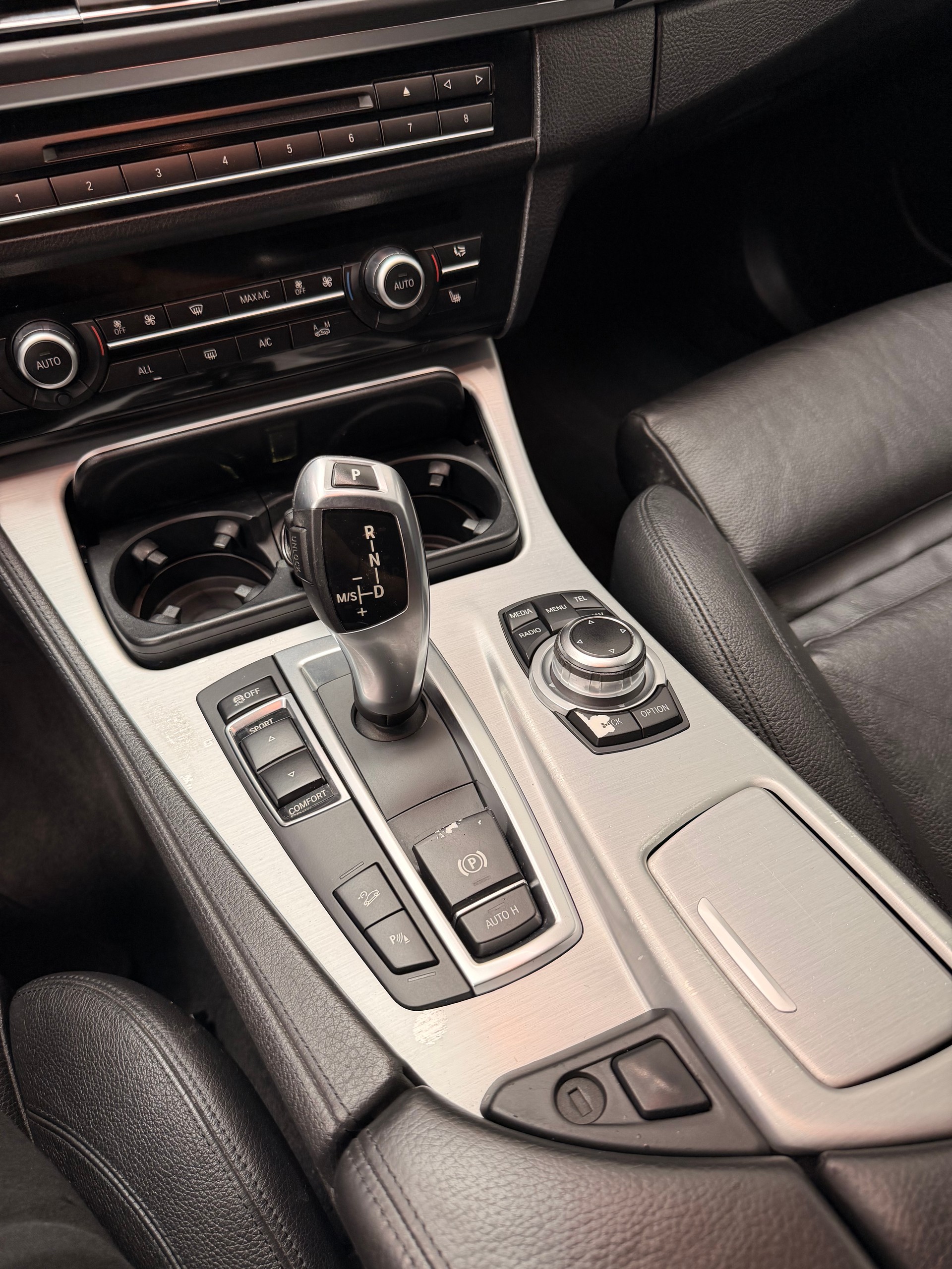 BMW 530d xDrive Touring Steptronic CH-Fahrzeug-image-15
