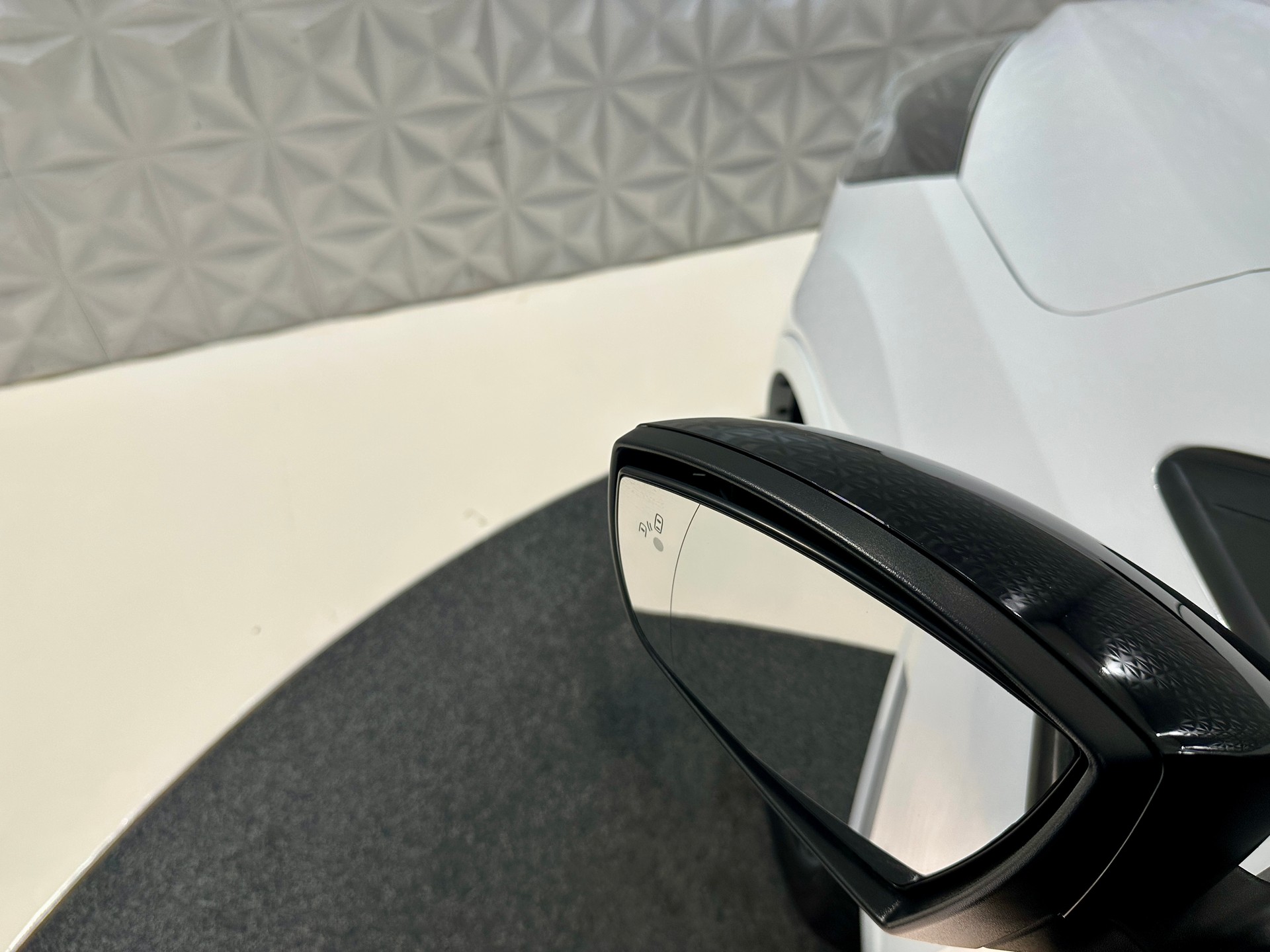 FORD Kuga 2.0 TDCi ST Line High 4WD PowerShift-image-10