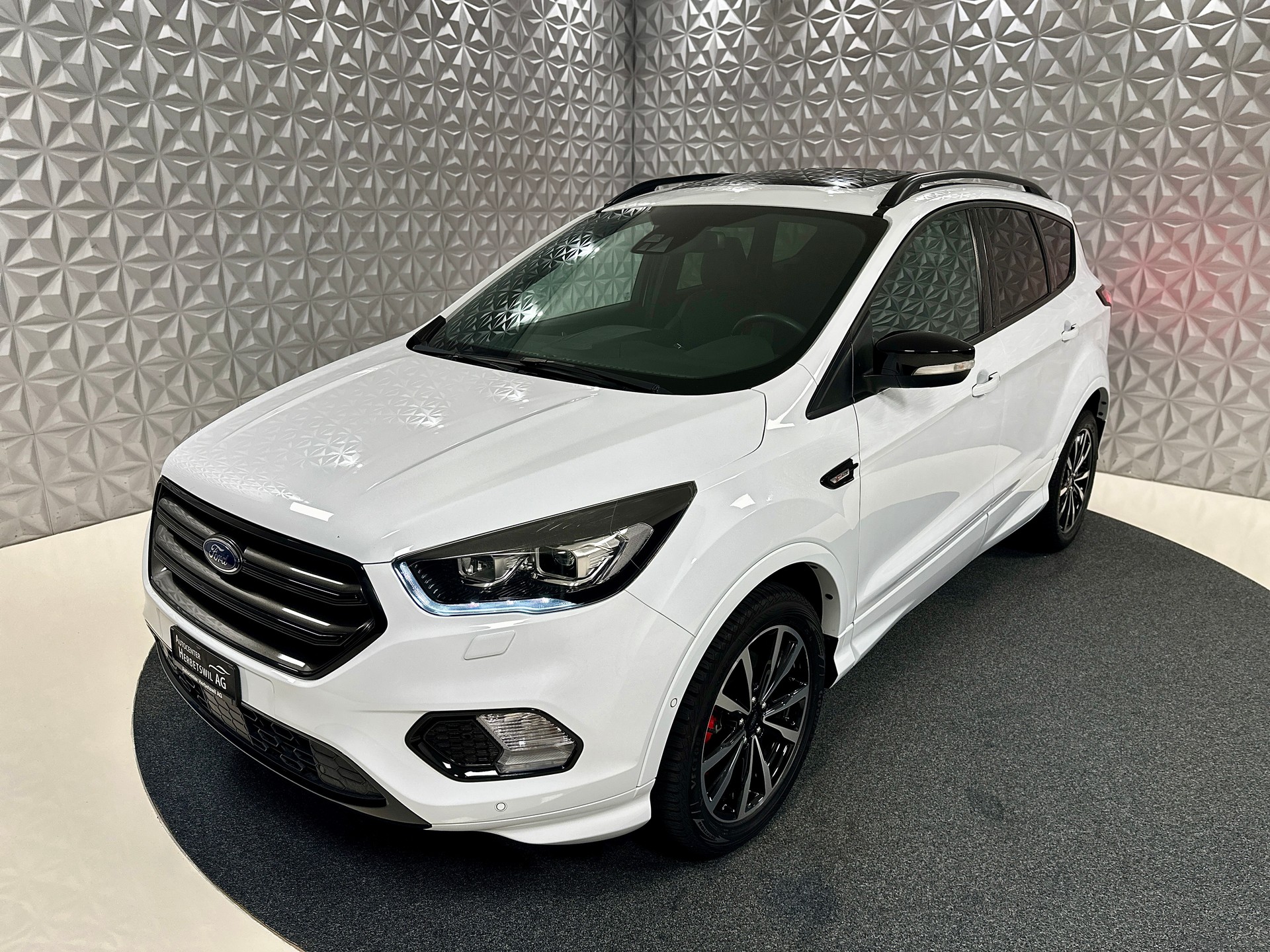 FORD Kuga 2.0 TDCi ST Line High 4WD PowerShift-image-8