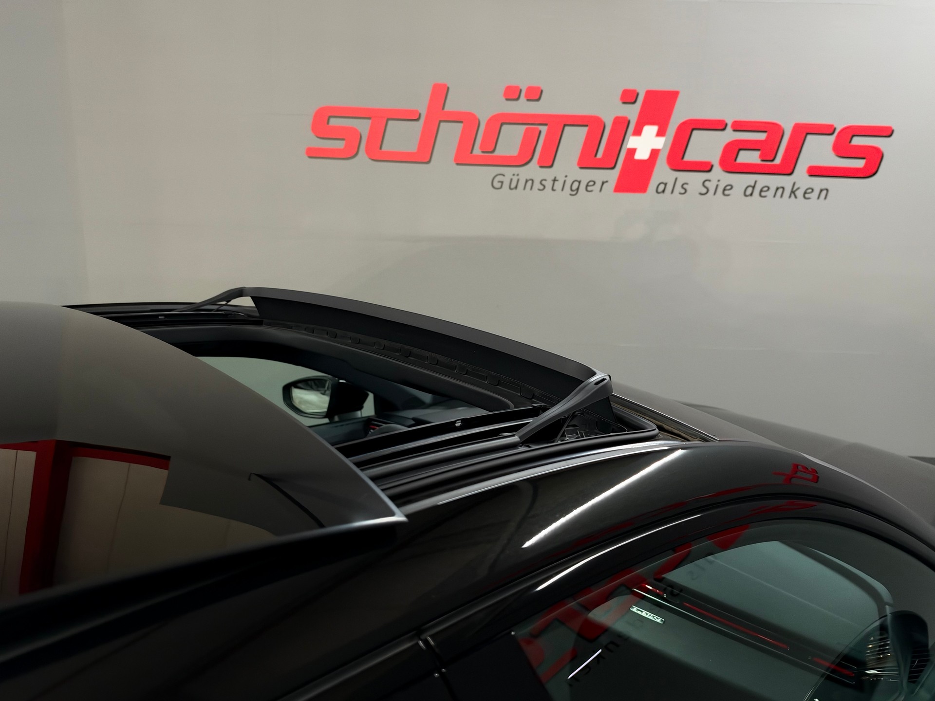 AUDI RS3 Limousine 2.5 TSI quattro S-tronic-image-12