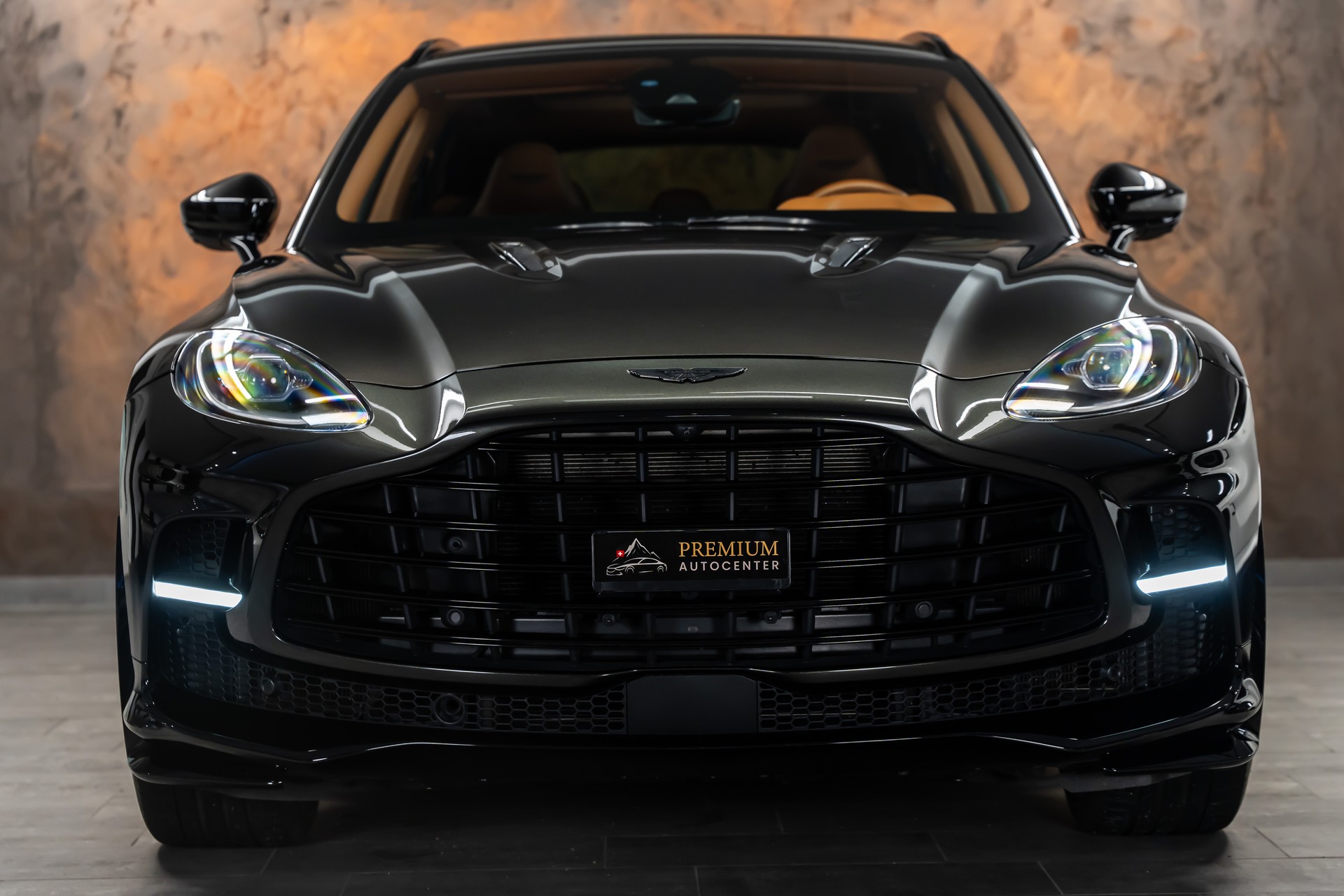 ASTON MARTIN DBX 707 4.0 V8 Bi-Turbo *Sonderlackierung*Garantie*23"*-image-4