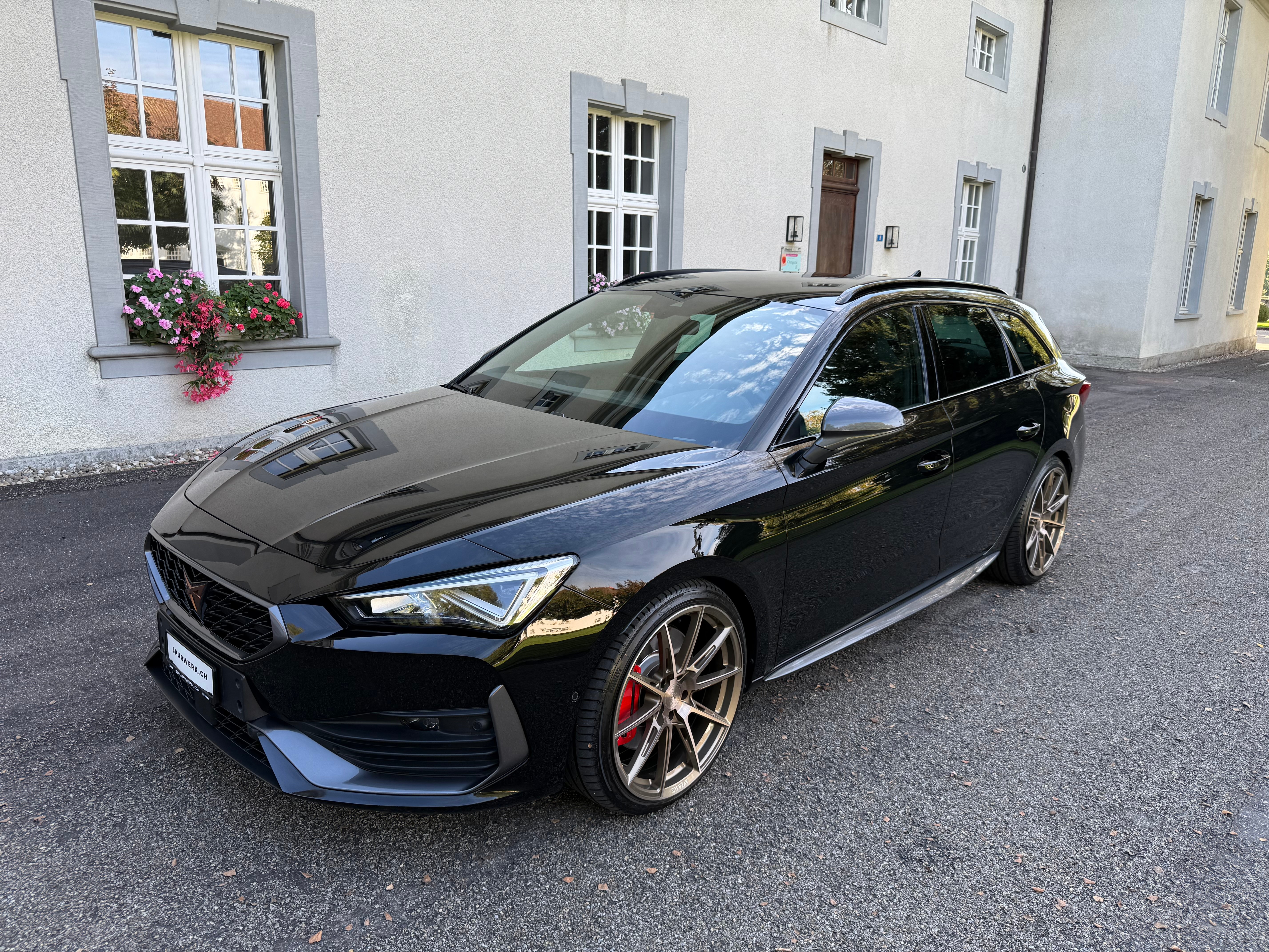 Car photo