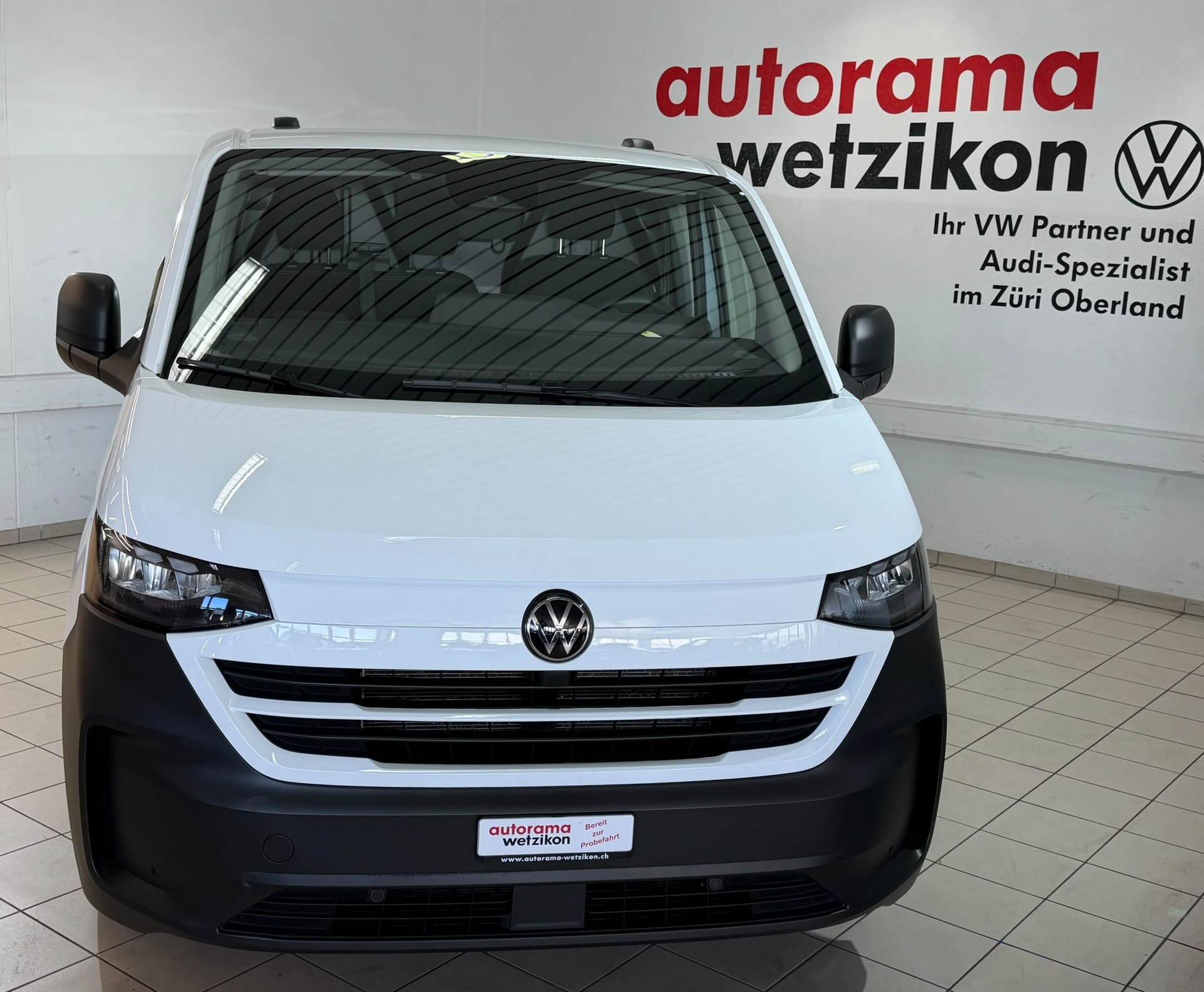 VW Transporter 2.0 TDI Lang-image-1