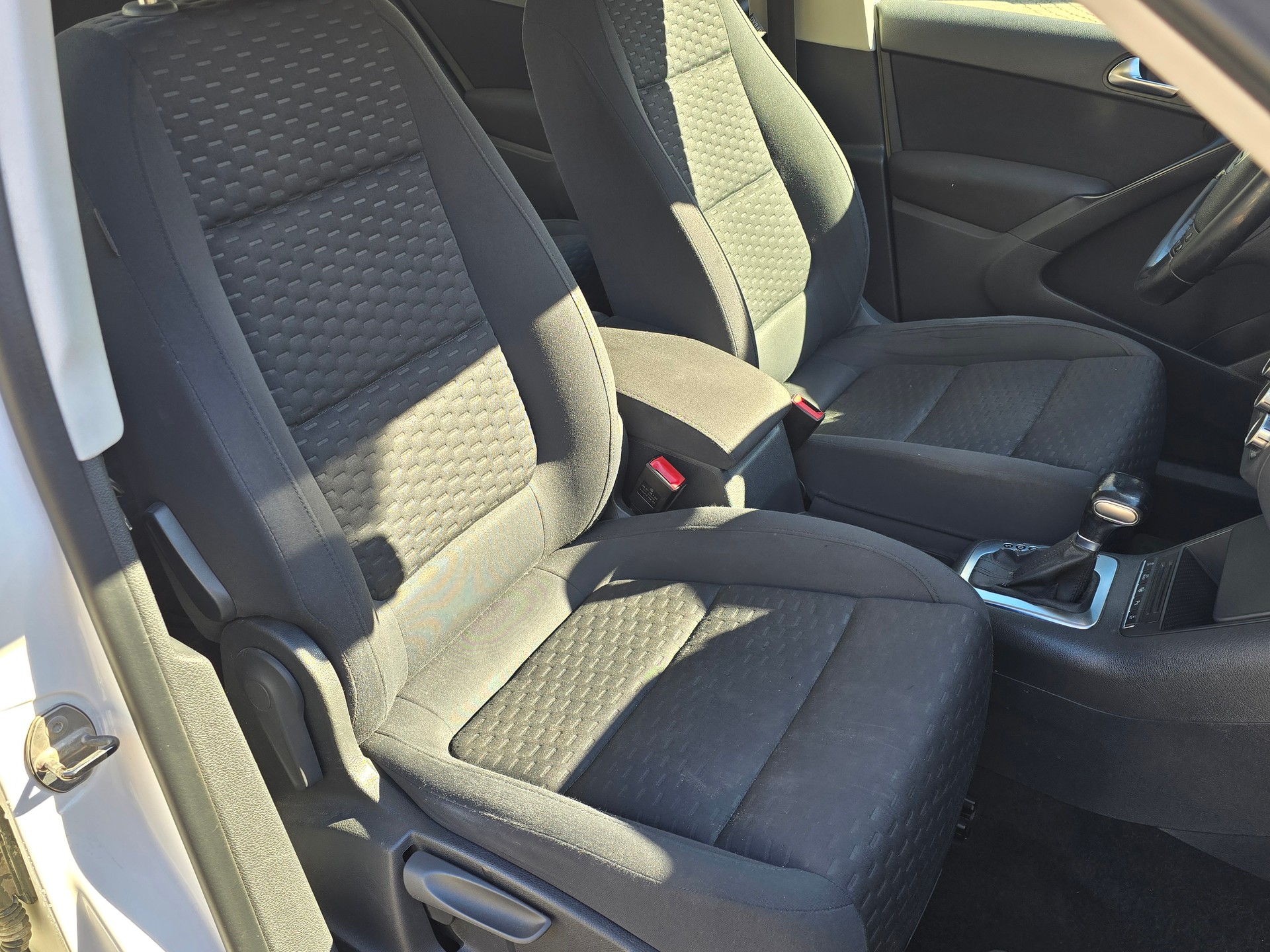 VW Tiguan 2.0 TDI Track&Field Tiptronic-image-8