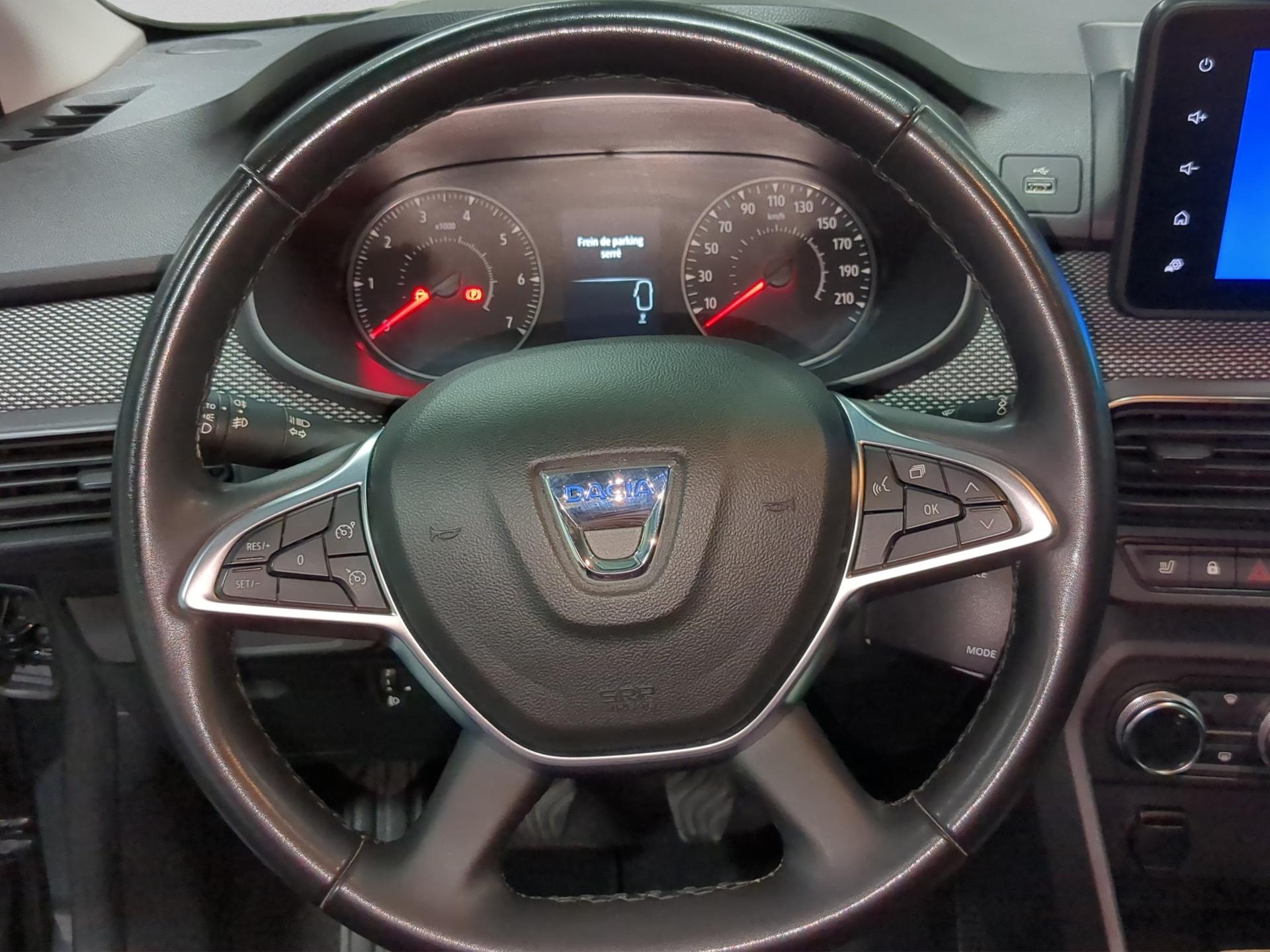 DACIA Jogger TCe 110 Extreme-image-9