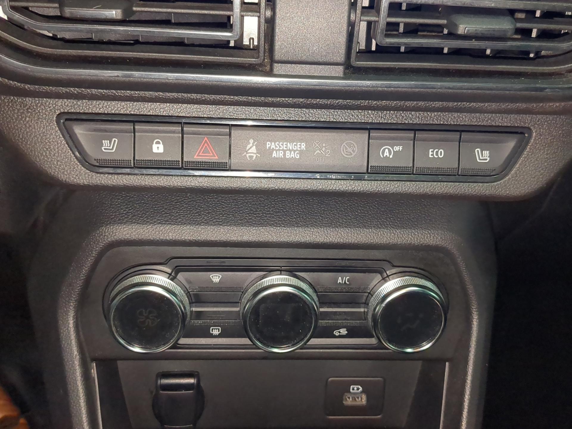 DACIA Jogger TCe 110 Extreme-image-18