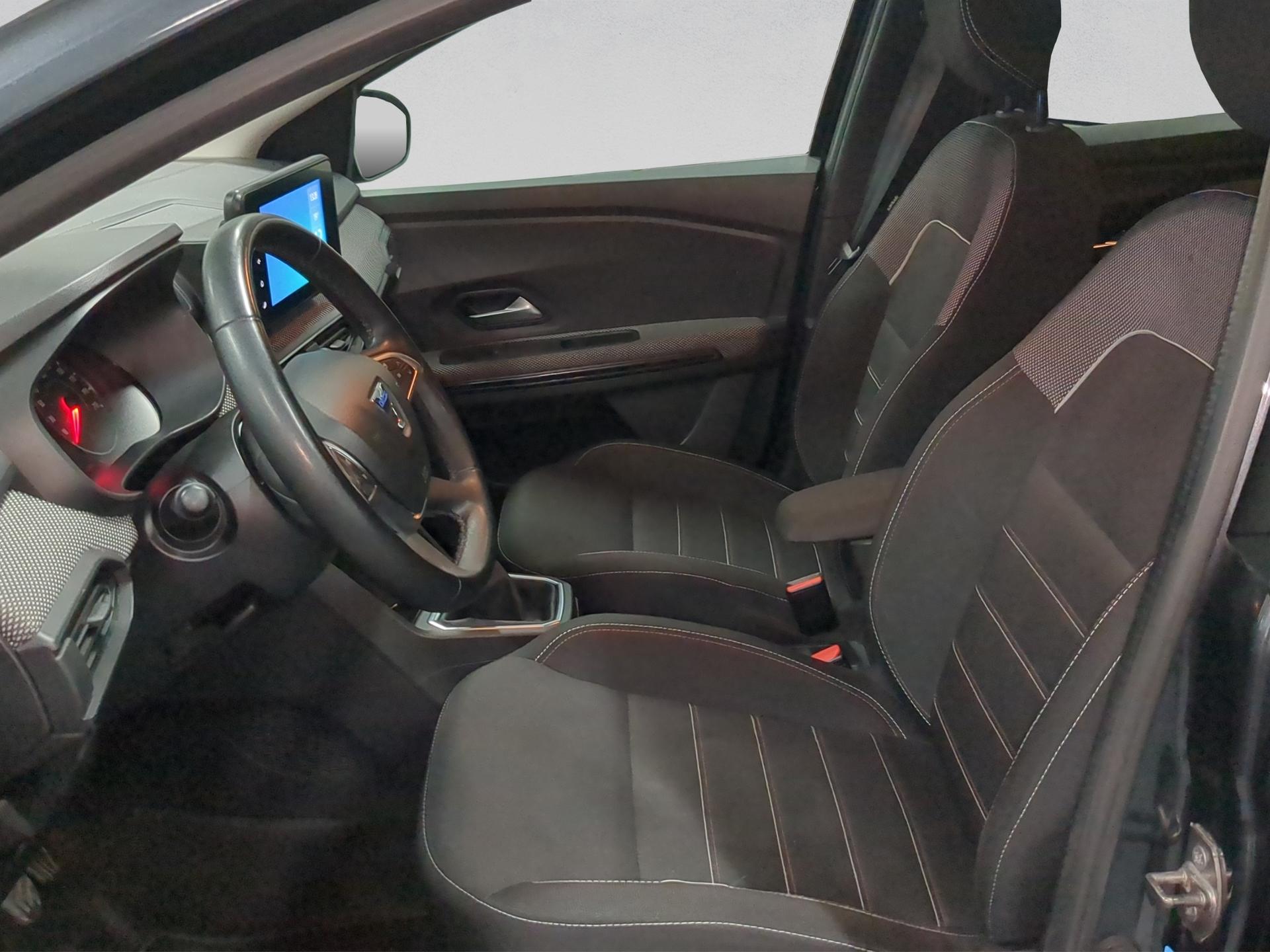 DACIA Jogger TCe 110 Extreme-image-8