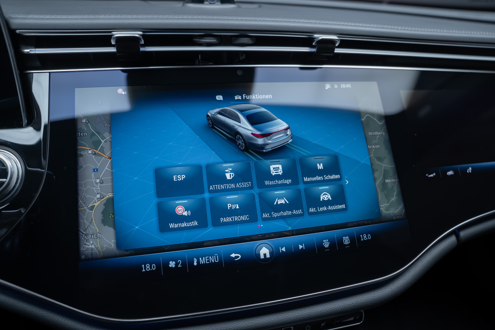 MERCEDES-BENZ E 220 d AMG Line Limousine / Hyperscreen / Panorama-Schiebedach / Burmester-image-34