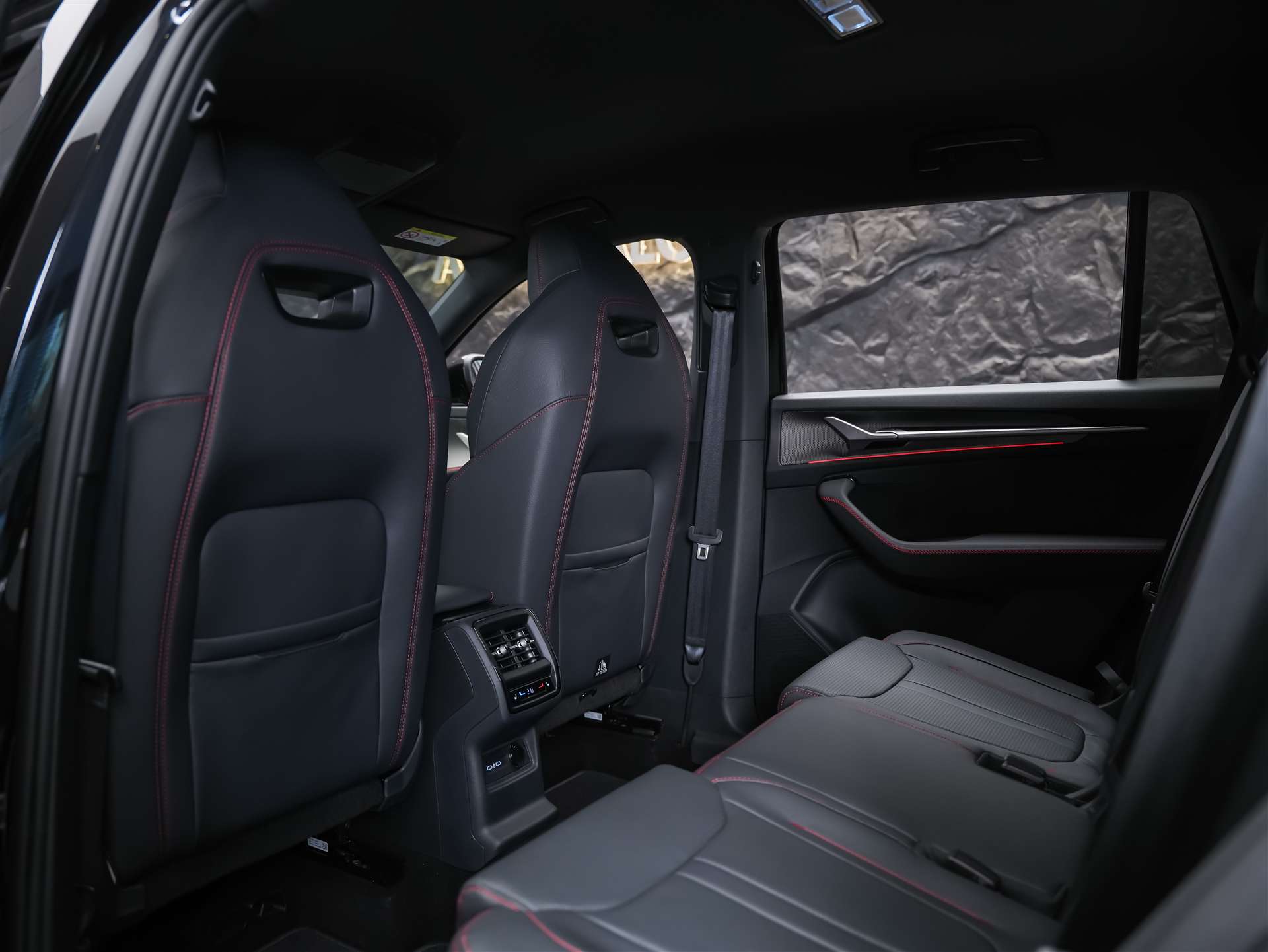 SKODA Kodiaq 2.0 TSI RS 4x4 *Werksgarantie*Head Up*Standheizung*Sitzbelüftung*-image-10