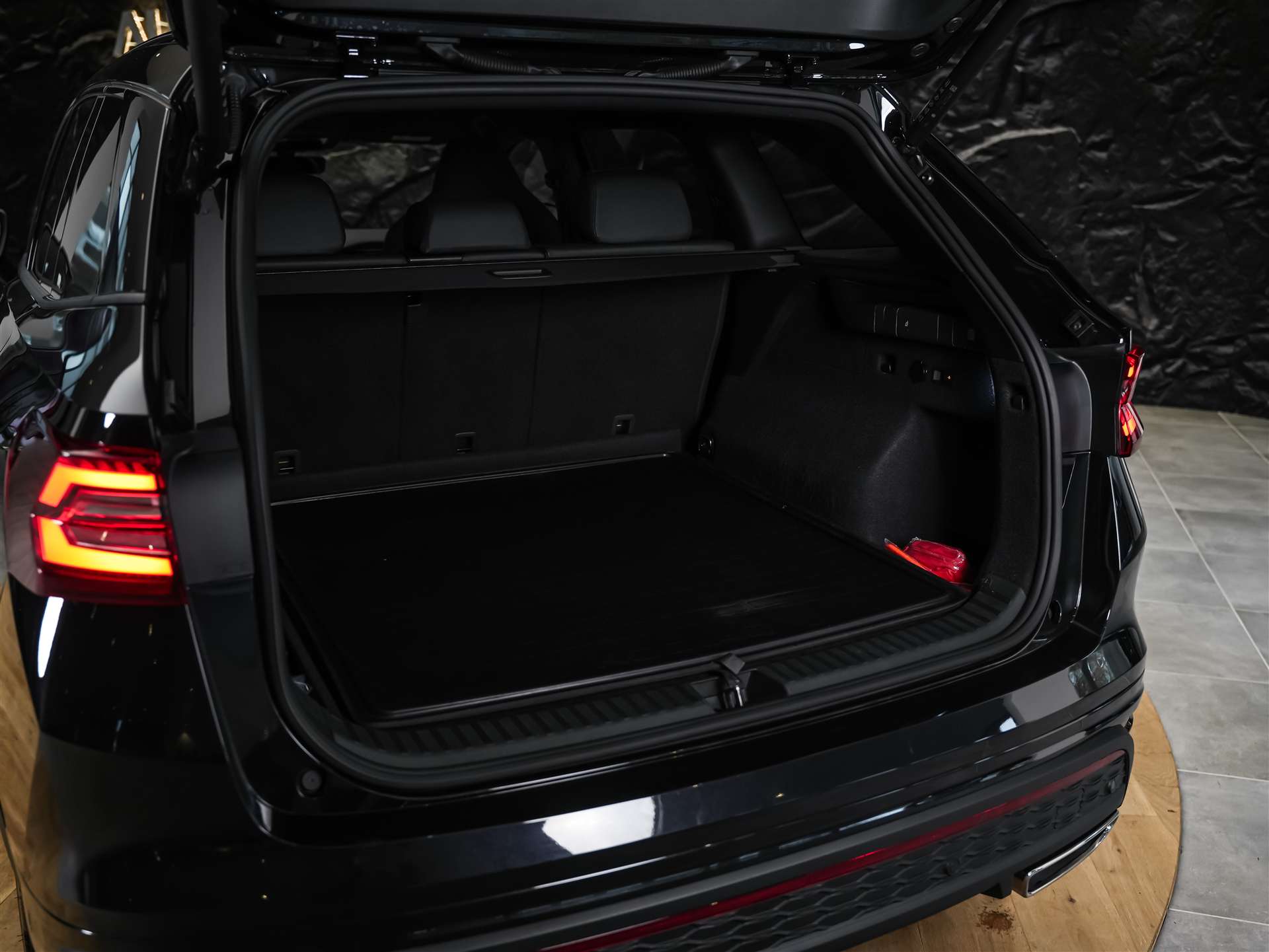 SKODA Kodiaq 2.0 TSI RS 4x4 *Werksgarantie*Head Up*Standheizung*Sitzbelüftung*-image-44