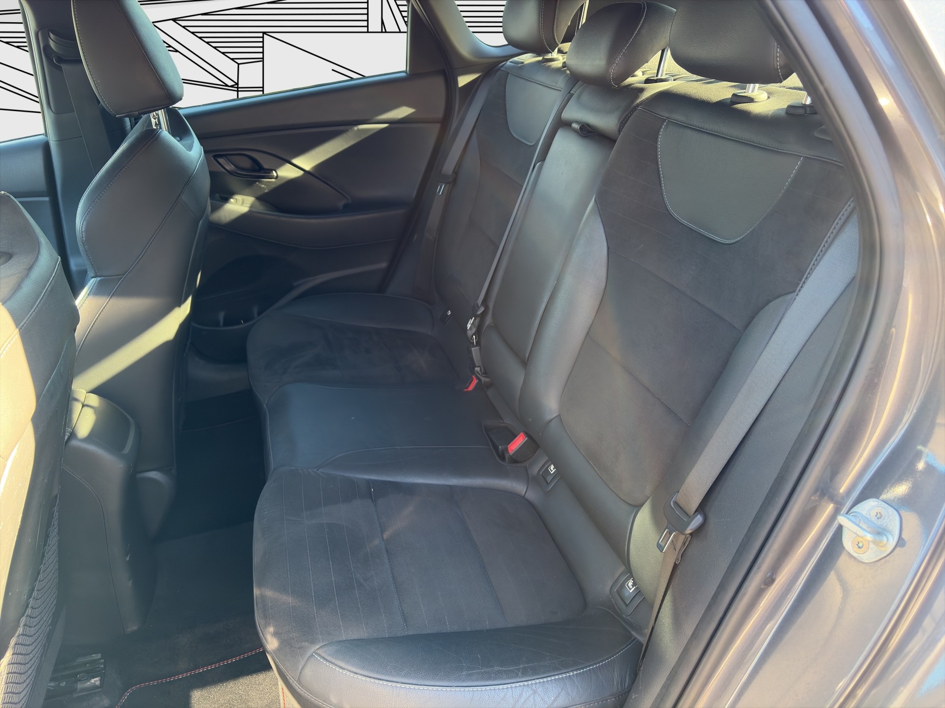 HYUNDAI i30 N 2.0 T-GDi N-Exclusive-image-11
