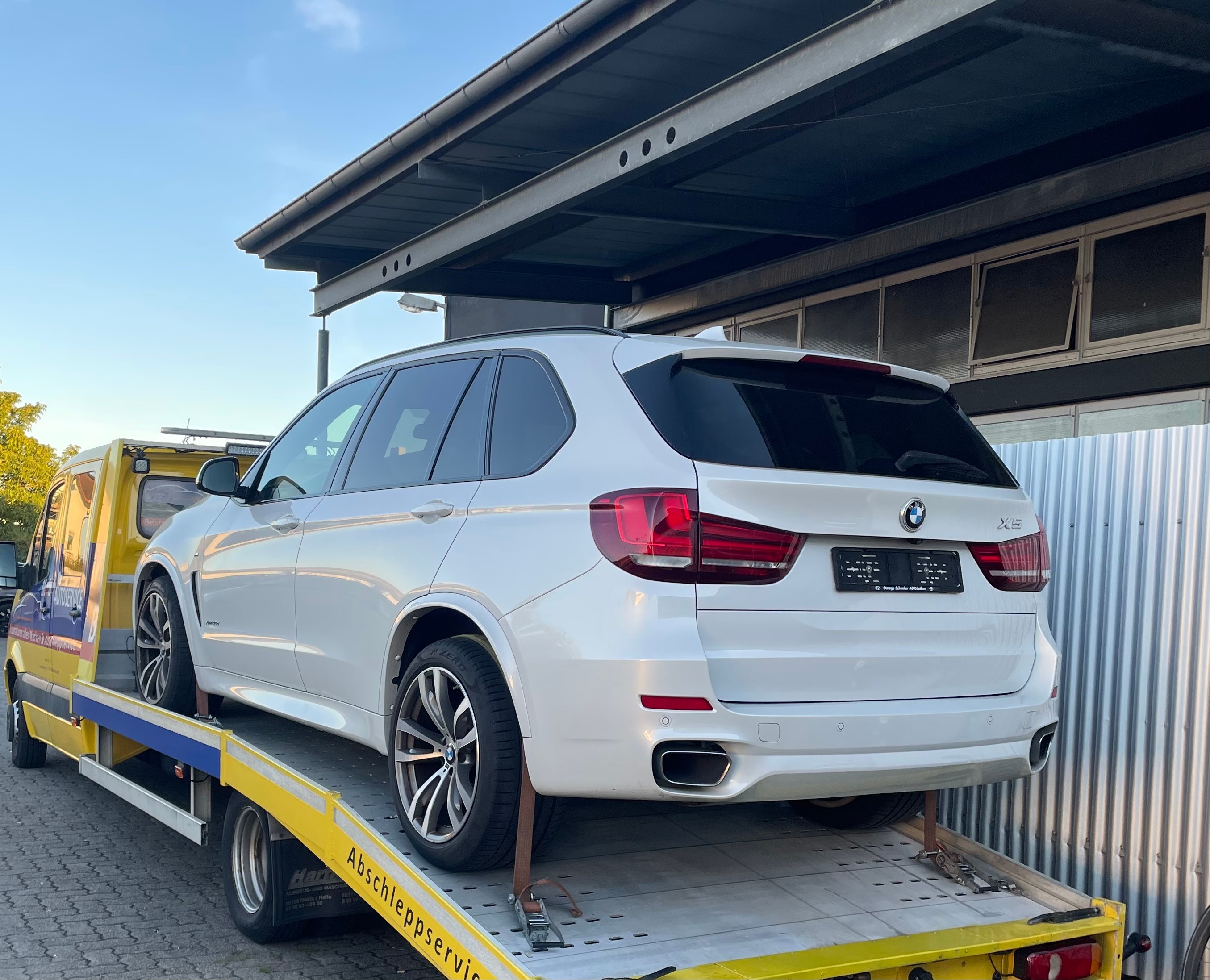 Car photo