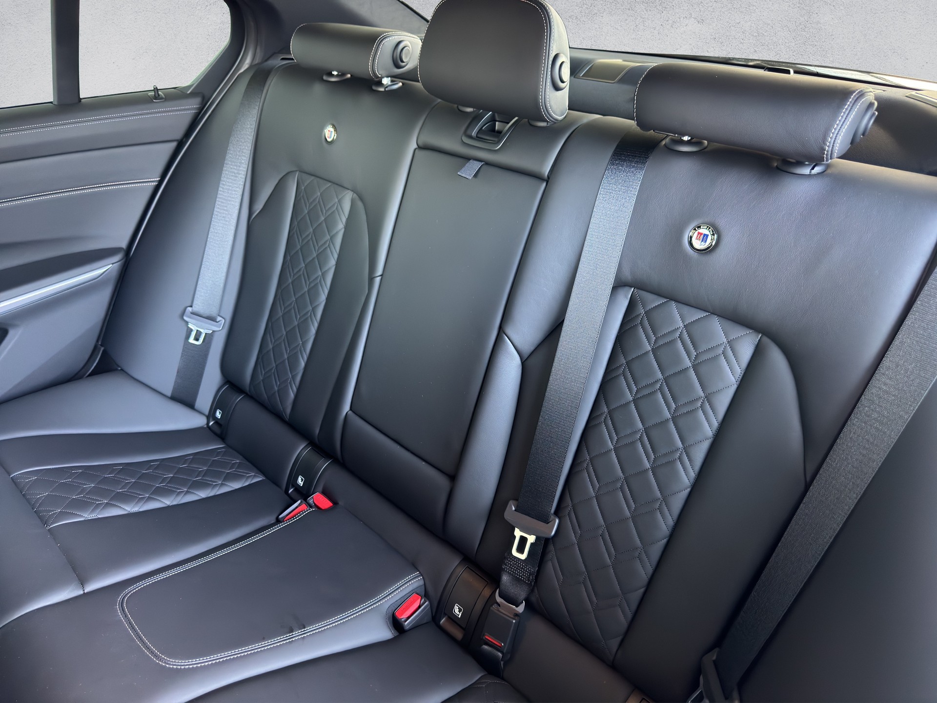 BMW-ALPINA B3 BiTurbo 3.0 xDrive Switch-Tronic-image-12