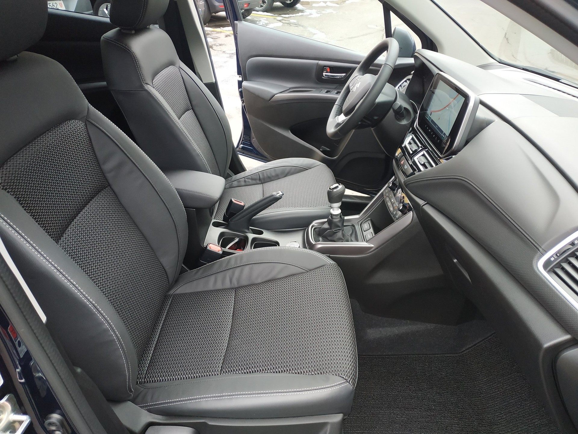 SUZUKI S-Cross 1.4 16V Compact Top Hybrid 4WD-image-14