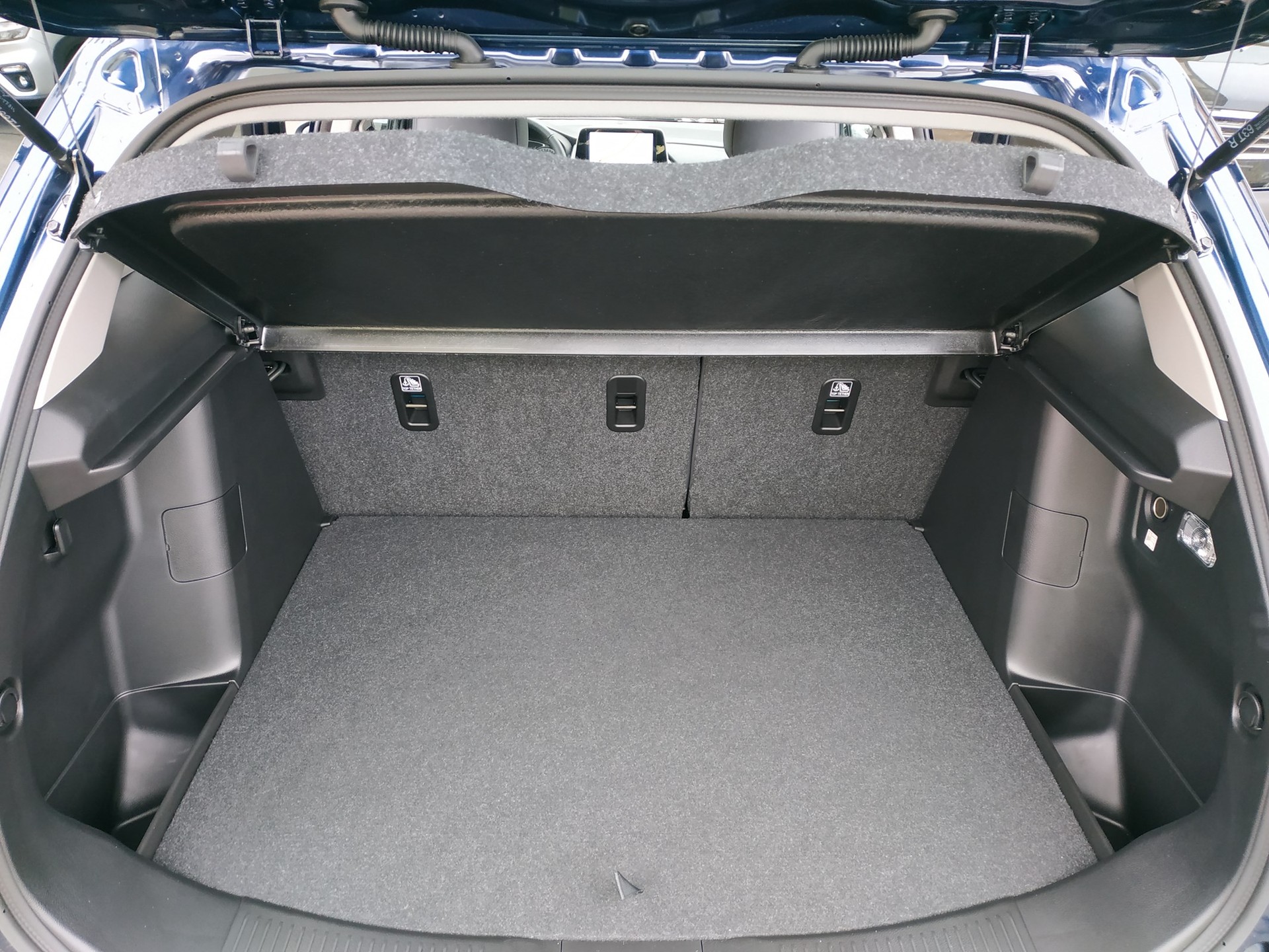 SUZUKI S-Cross 1.4 16V Compact Top Hybrid 4WD-image-19