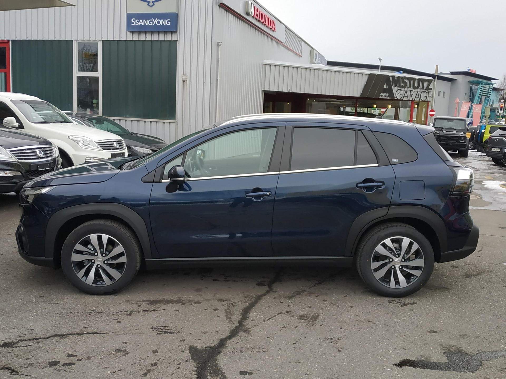 SUZUKI S-Cross 1.4 16V Compact Top Hybrid 4WD-image-7