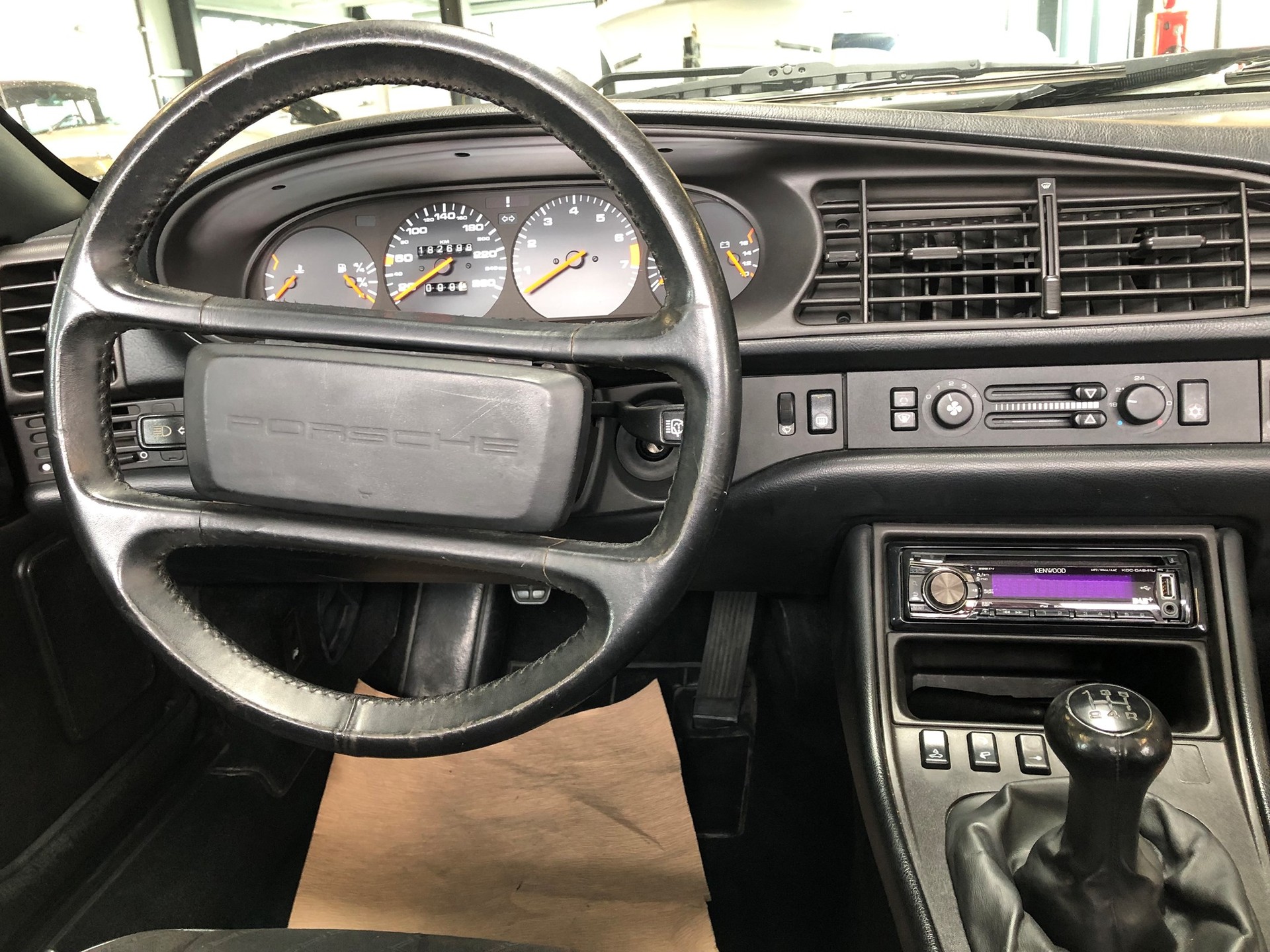 PORSCHE 944 S2 Cabriolet-image-13