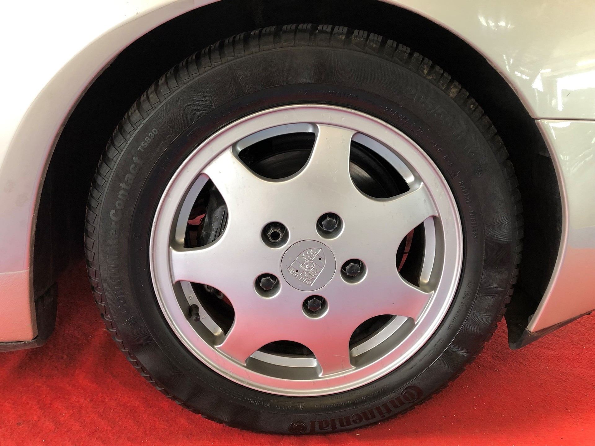 PORSCHE 944 S2 Cabriolet-showroom-element-2