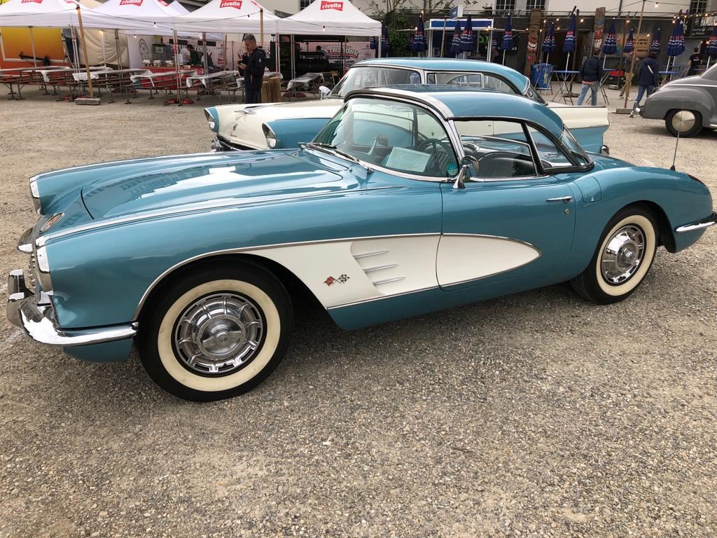 CHEVROLET CORVETTE C1-image-2