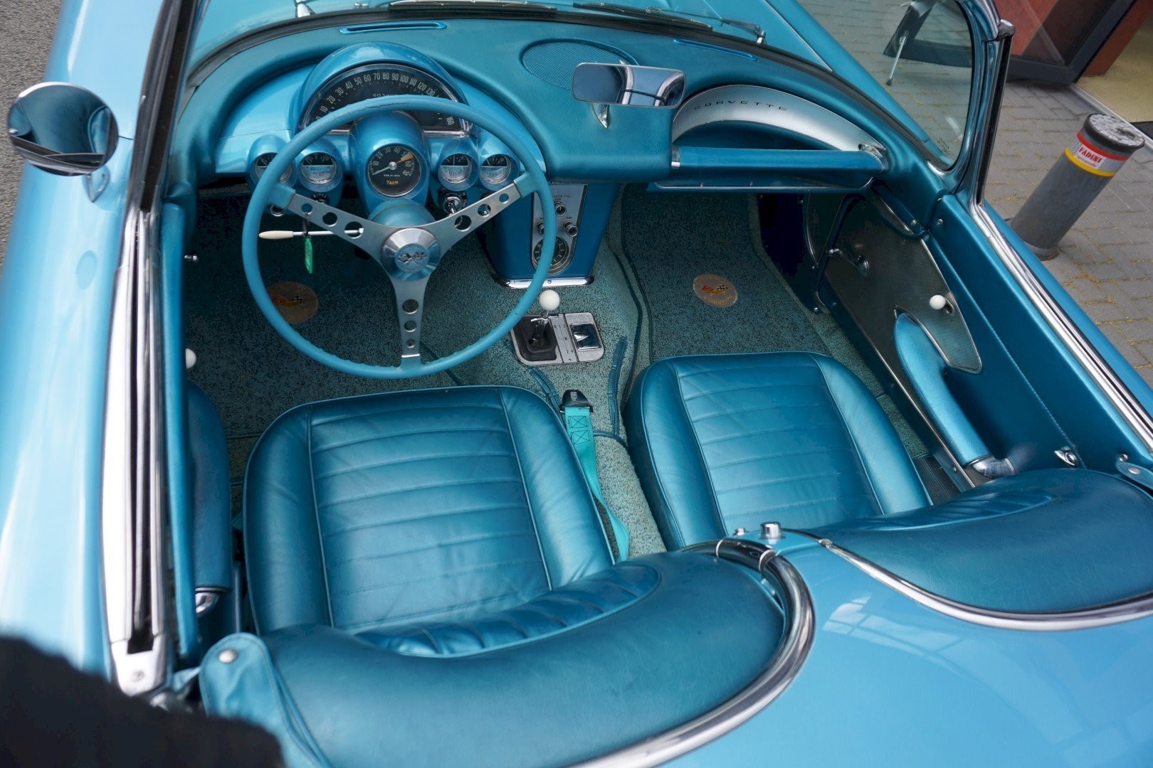 CHEVROLET CORVETTE C1-image-4