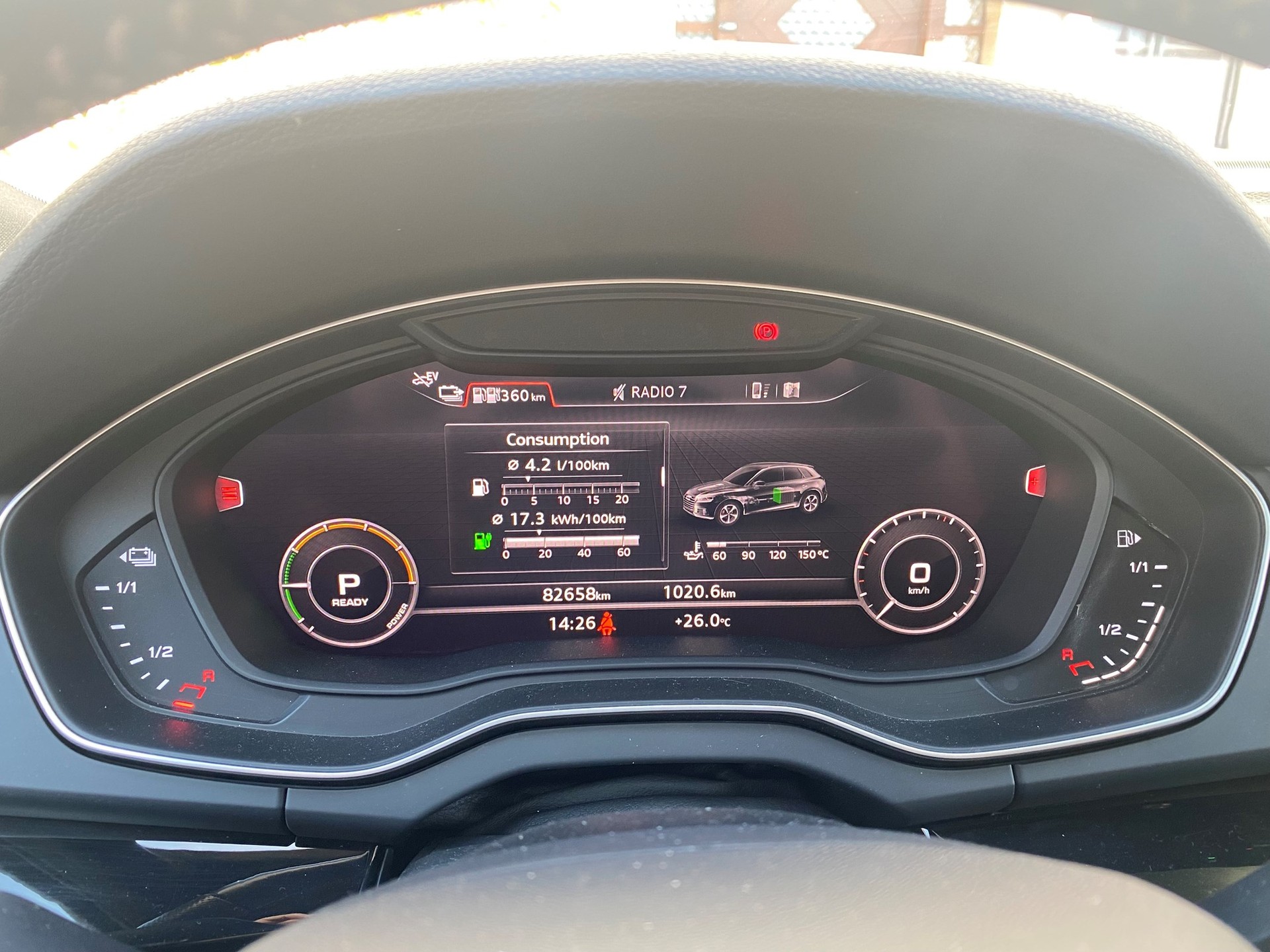 AUDI Q5 55 TFSI e quattro-image-15