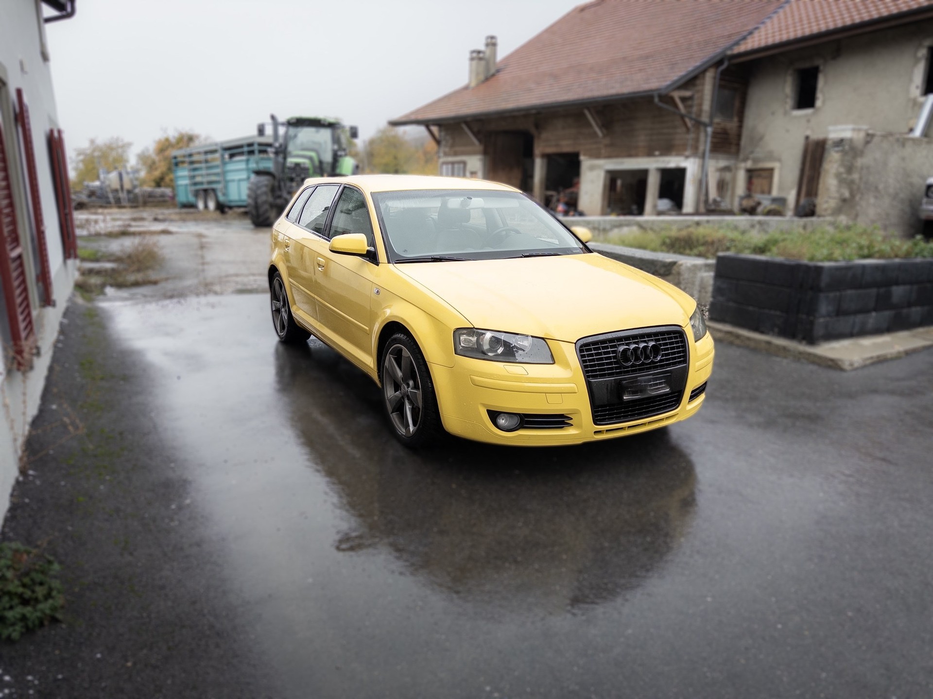 AUDI A3 Sportback 3.2 V6 Ambition quattro-image-4
