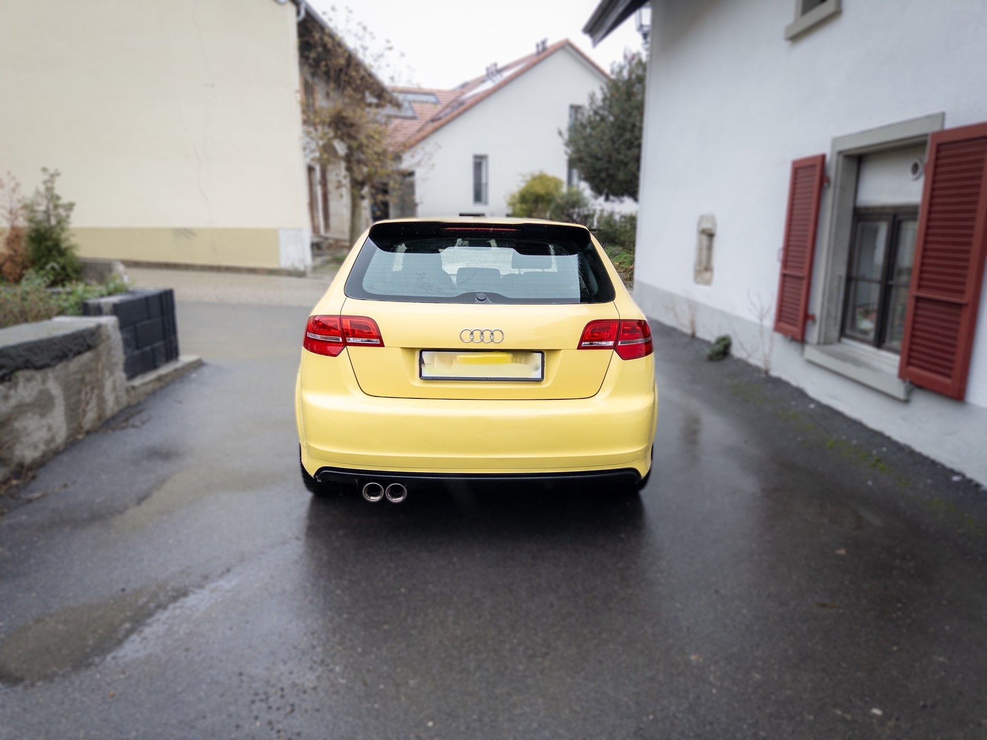 AUDI A3 Sportback 3.2 V6 Ambition quattro-image-2