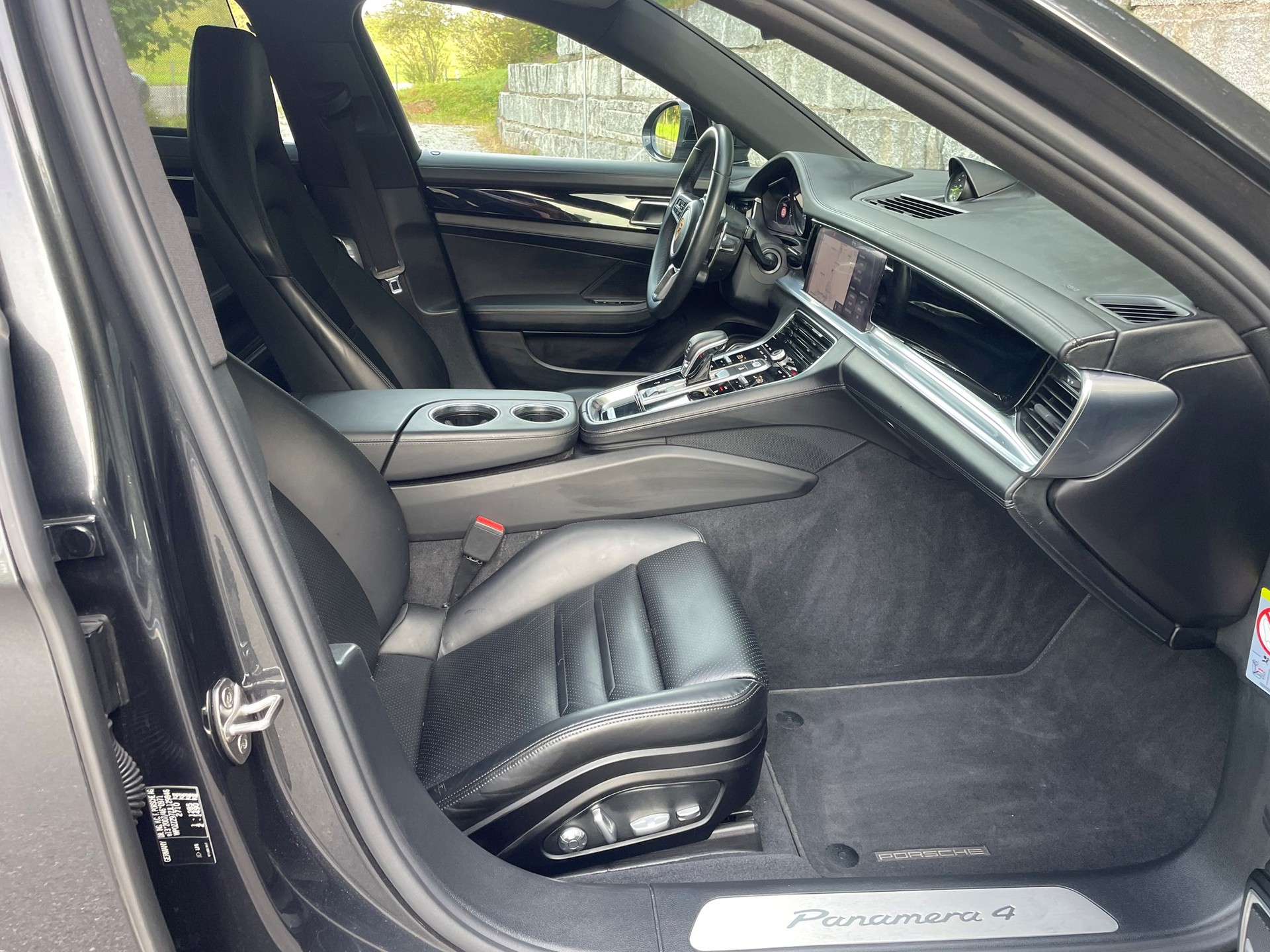 PORSCHE Panamera 4 E-Hybrid PDK-image-6
