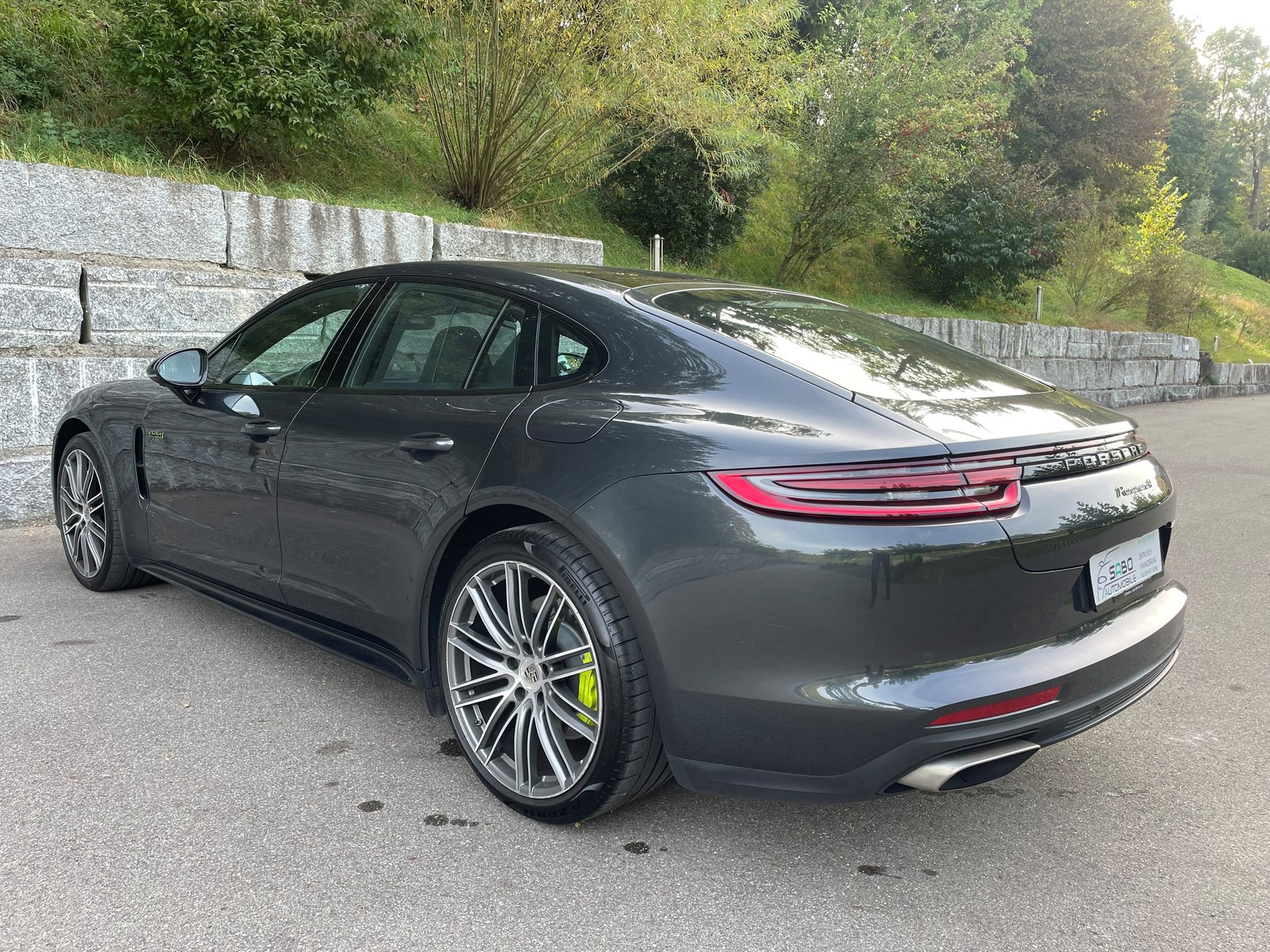 PORSCHE Panamera 4 E-Hybrid PDK-image-2
