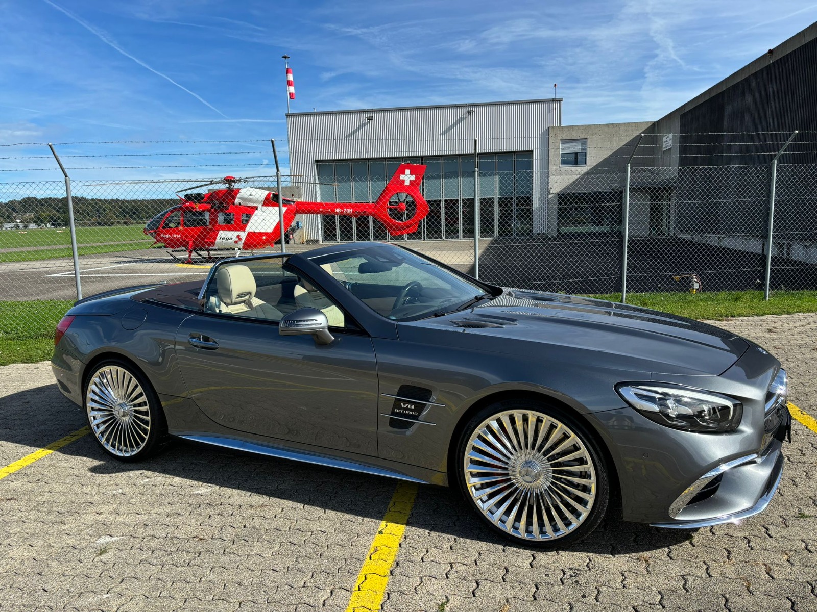 MERCEDES-BENZ SL 63 AMG Speedshift ohne OPF One of One Vollausstattung Werksumbau SL65 V/Max offen-image-26