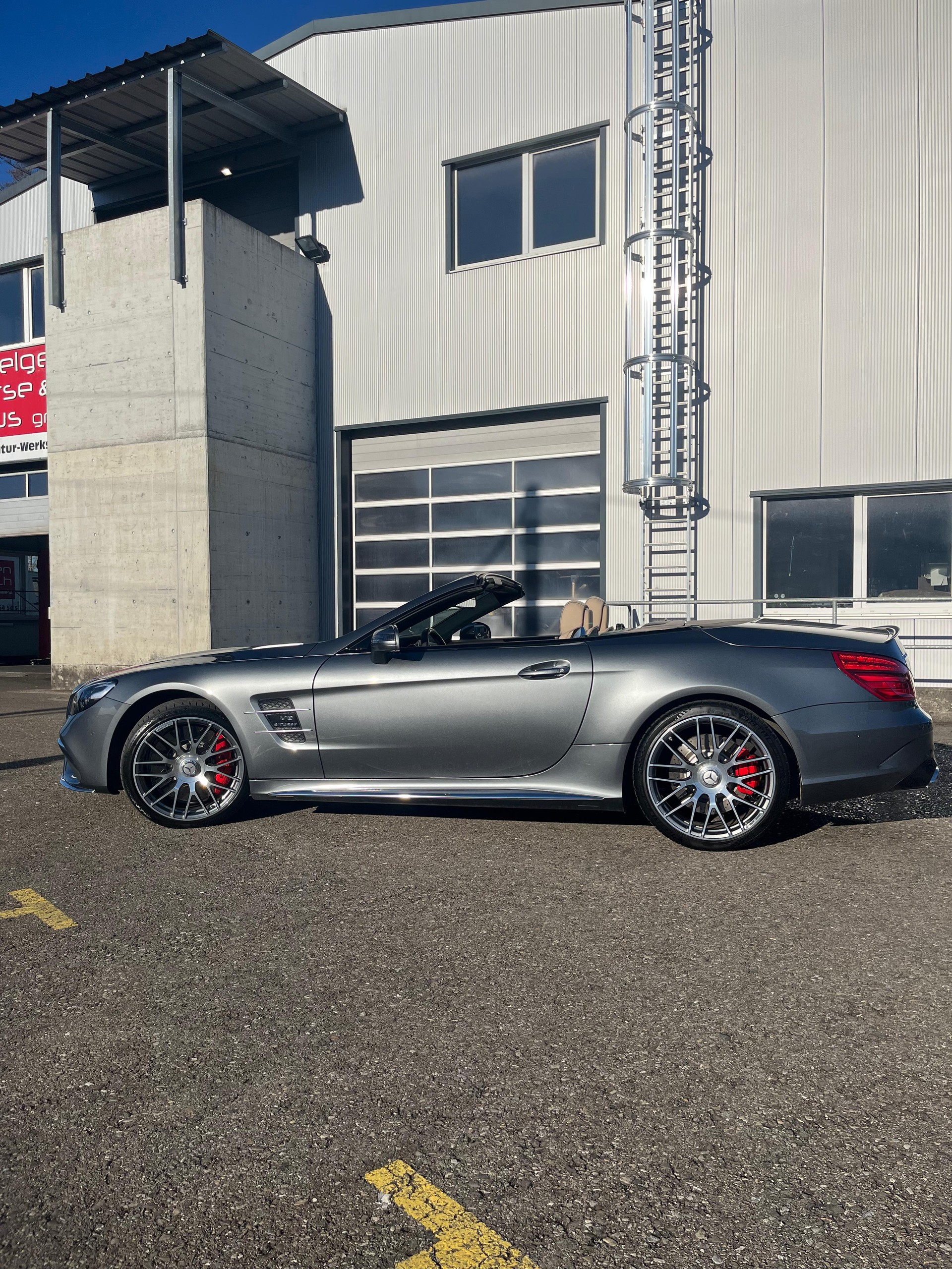 MERCEDES-BENZ SL 63 AMG Speedshift One of One Vollausstattung Werksumbau SL65-image-6