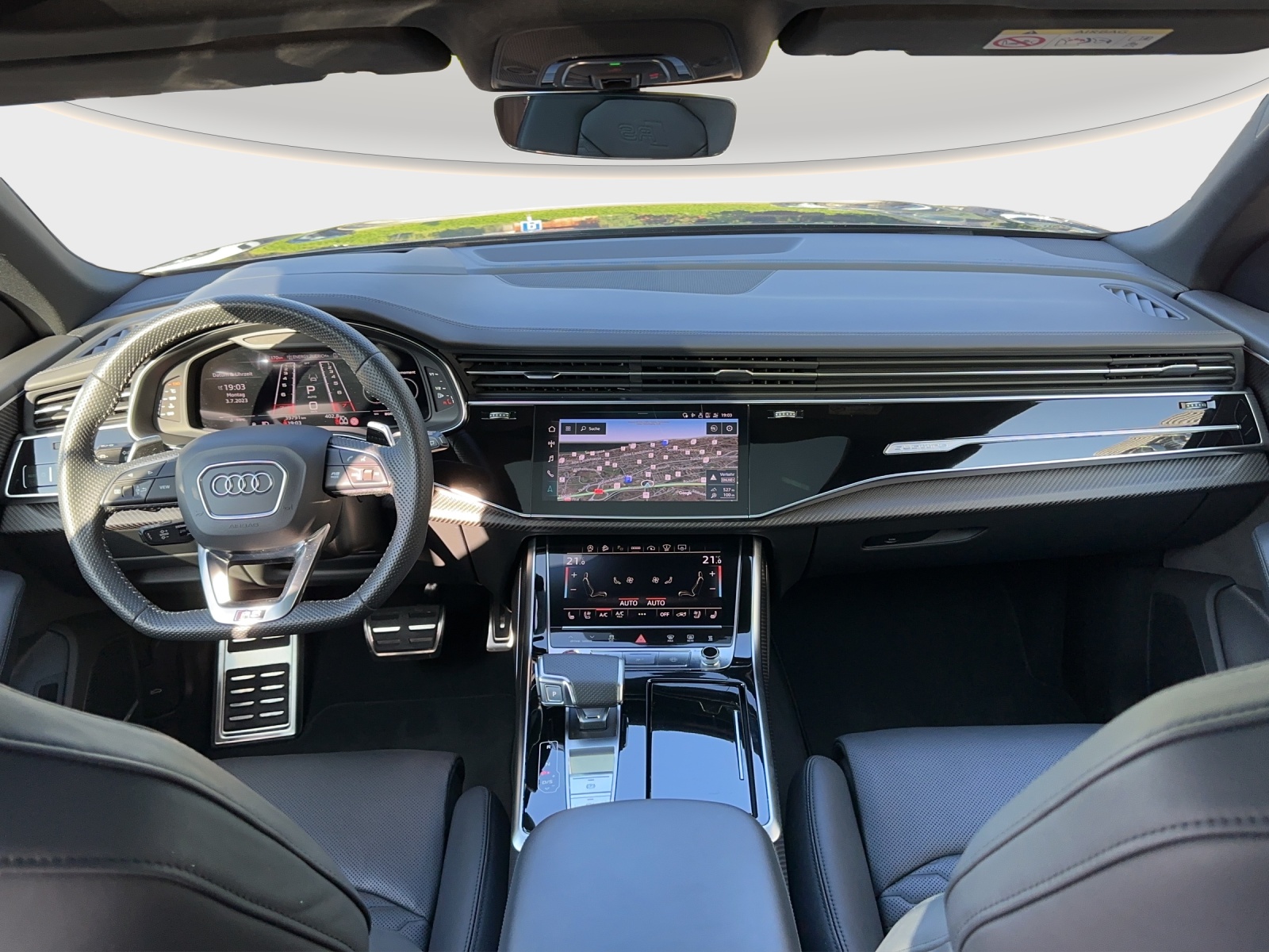 AUDI RSQ8 quattro tiptronic-image-5