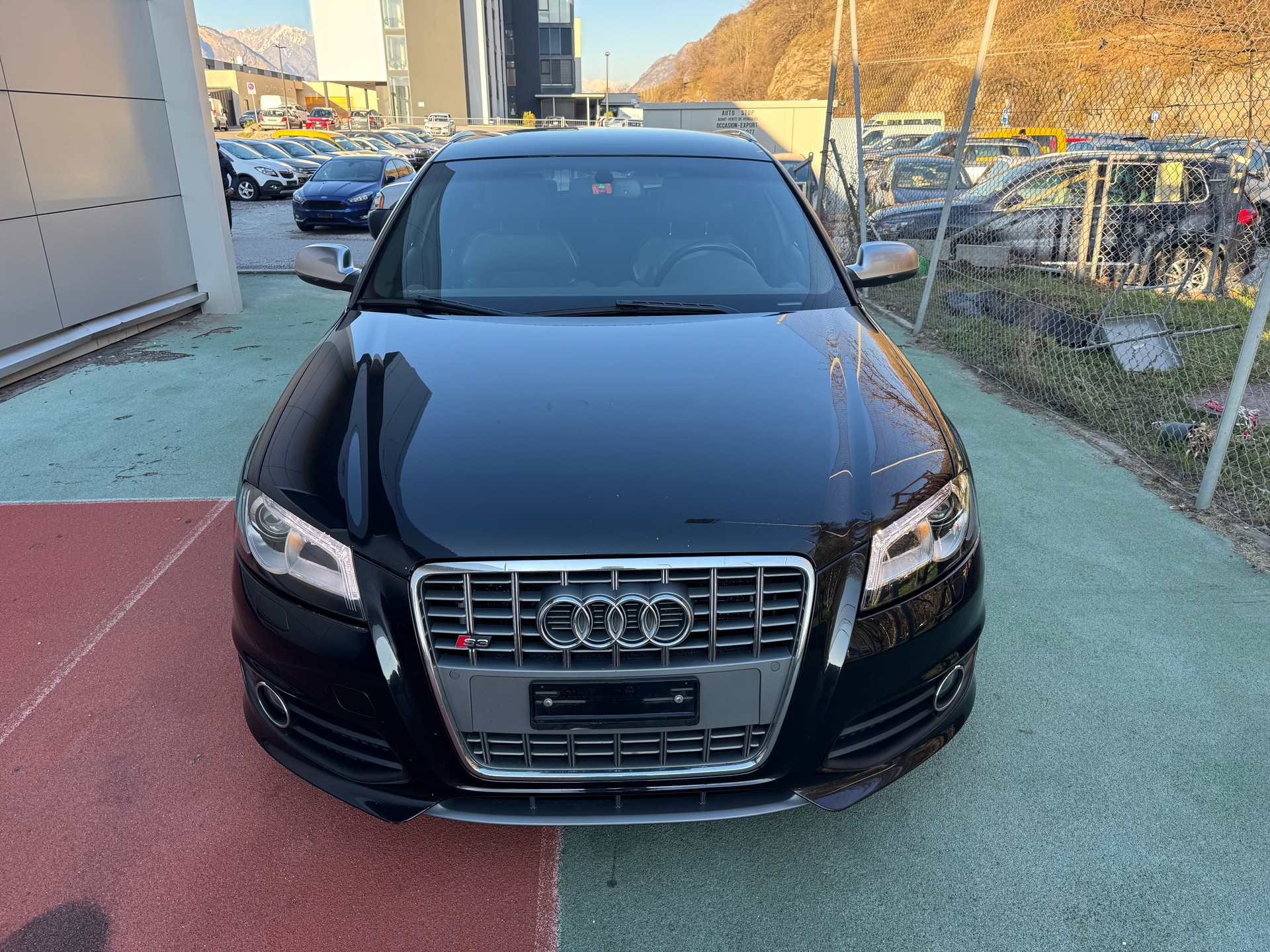 AUDI S3 Sportback 2.0 TFSI quattro-image-2