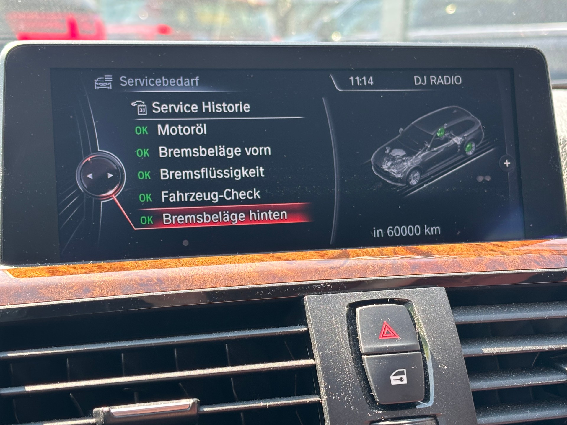 BMW 328i xDrive Touring Luxury Line Steptronic-image-18