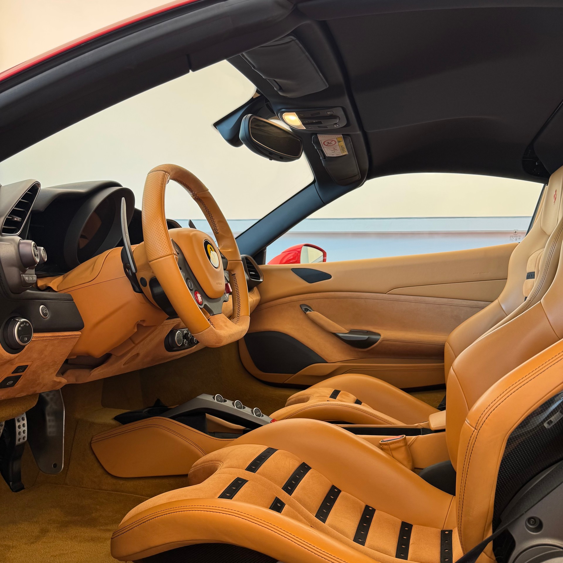 FERRARI 488 Spider 3.9 V8-image-5