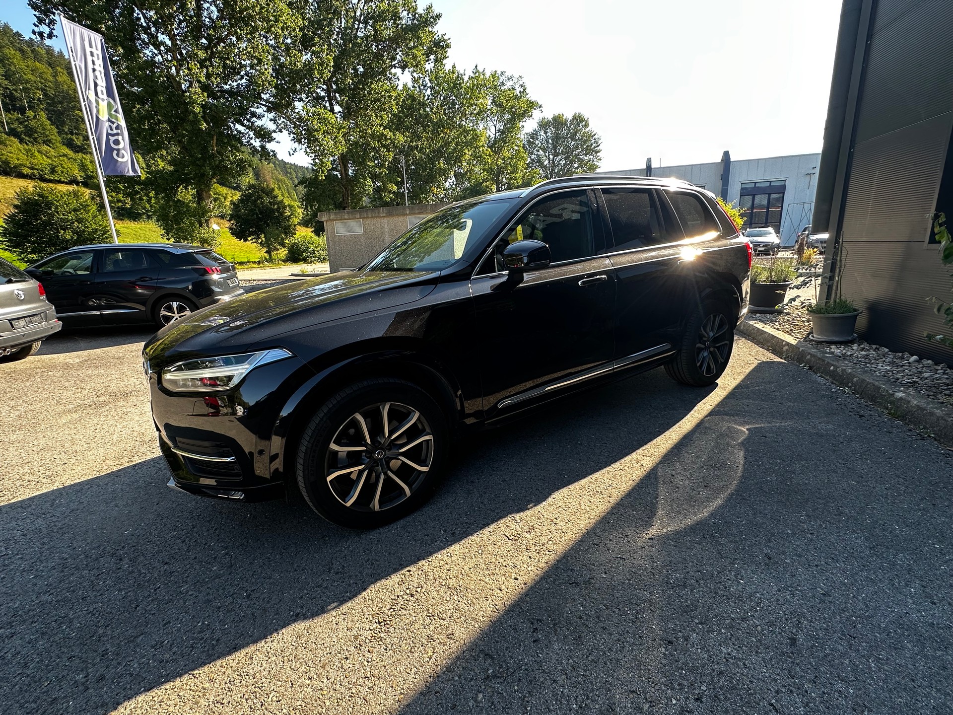 VOLVO XC90 D5 AWD Inscription Geartronic-image-3