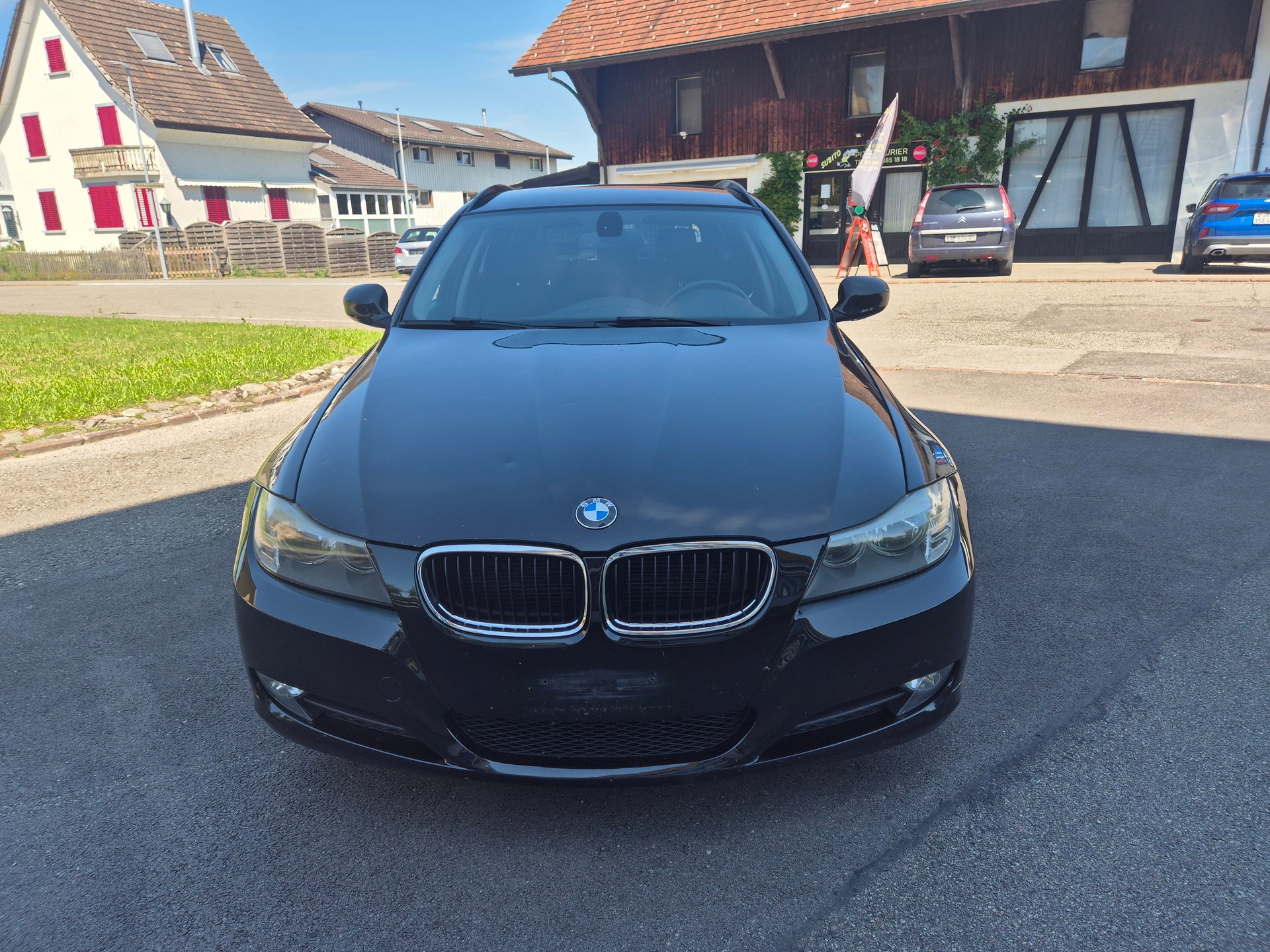 BMW 318-image-0