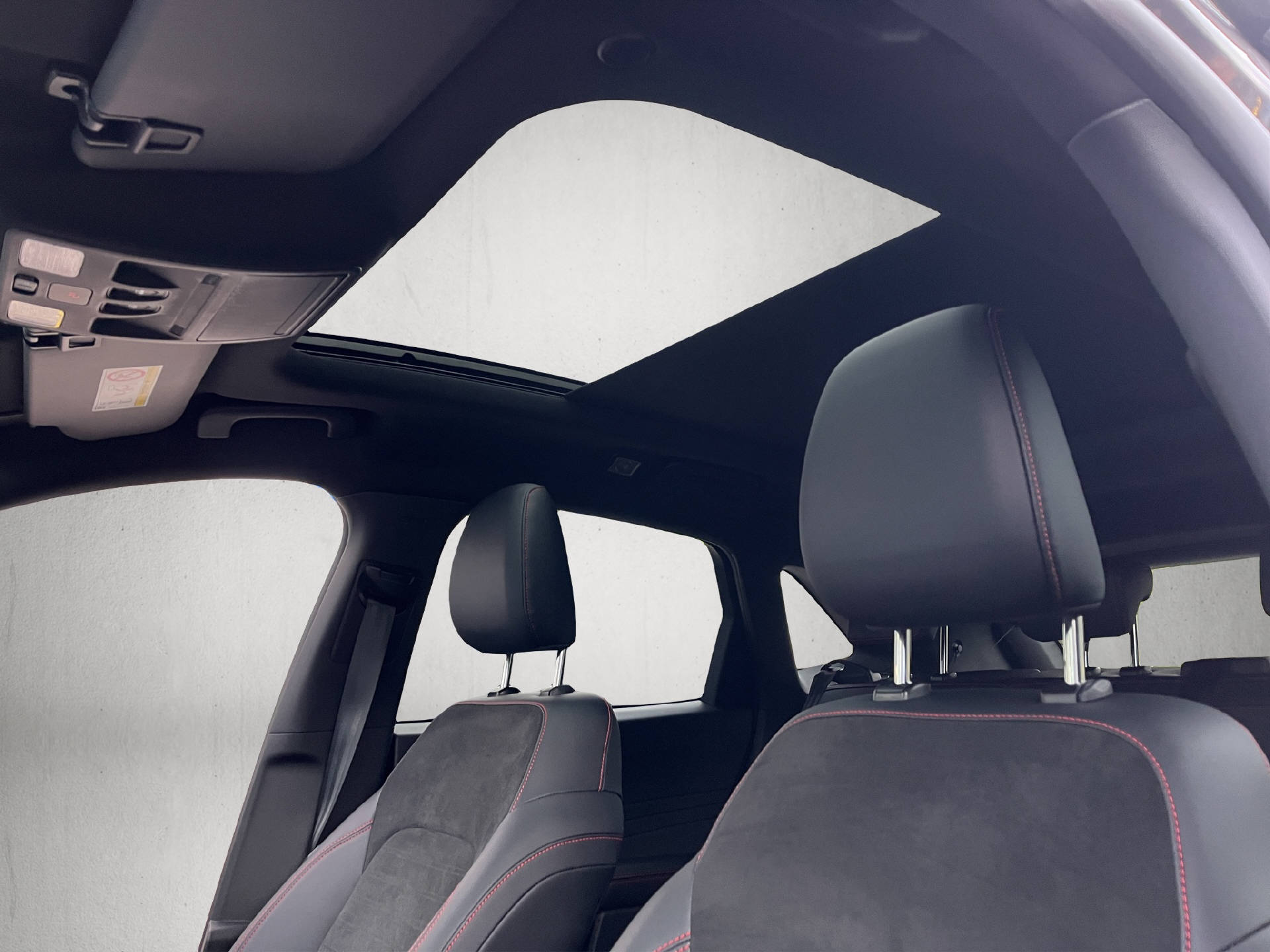 FORD Kuga 2.5 Plug-in Hybrid ST-Line X-image-22