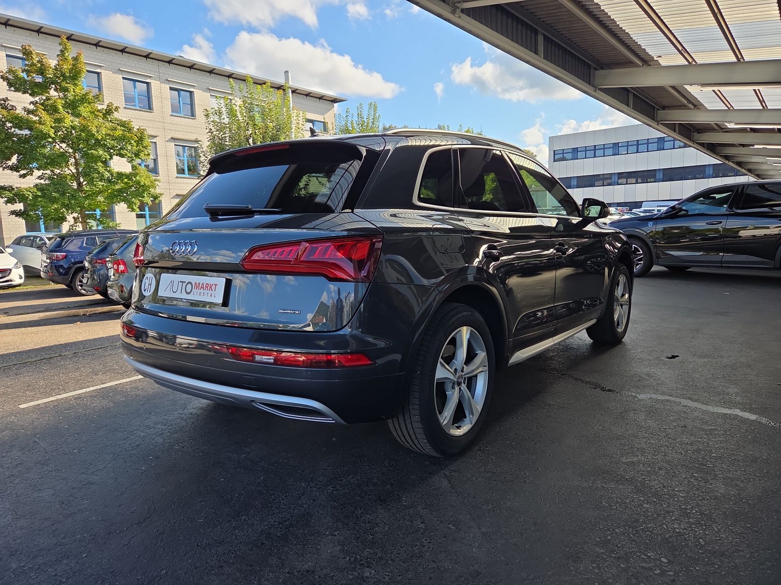 AUDI Q5 2.0 TFSI sport quattro S-tronic-image-11