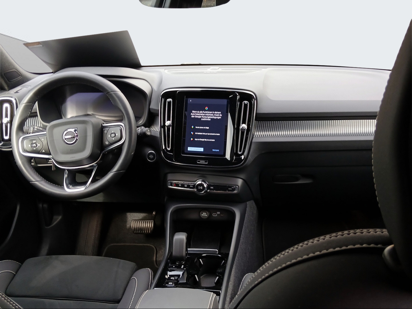 VOLVO XC40 2.0 B4 MH Plus Bright AWD-image-15